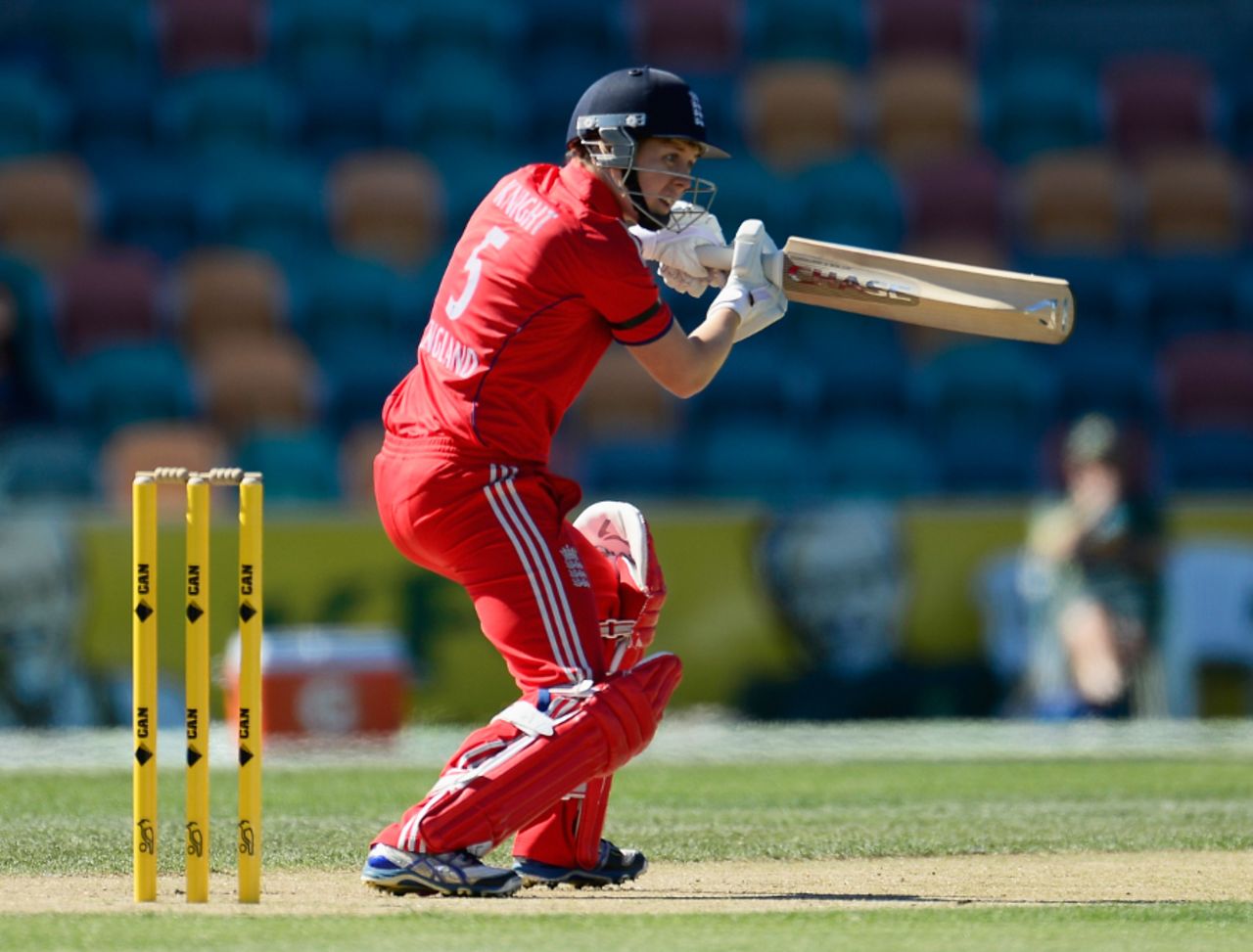 Heather Knight have England a solid base with 57, Australia v England, 3rd ODI, Hobart, January 26, 2014