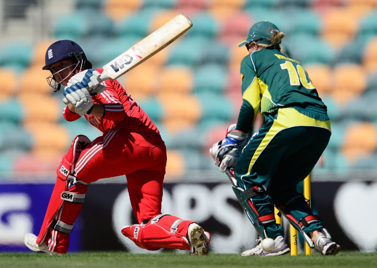 Sarah Taylor top-scored with a brisk 64, Australia v England, 3rd ODI, Hobart, January 26, 2014
