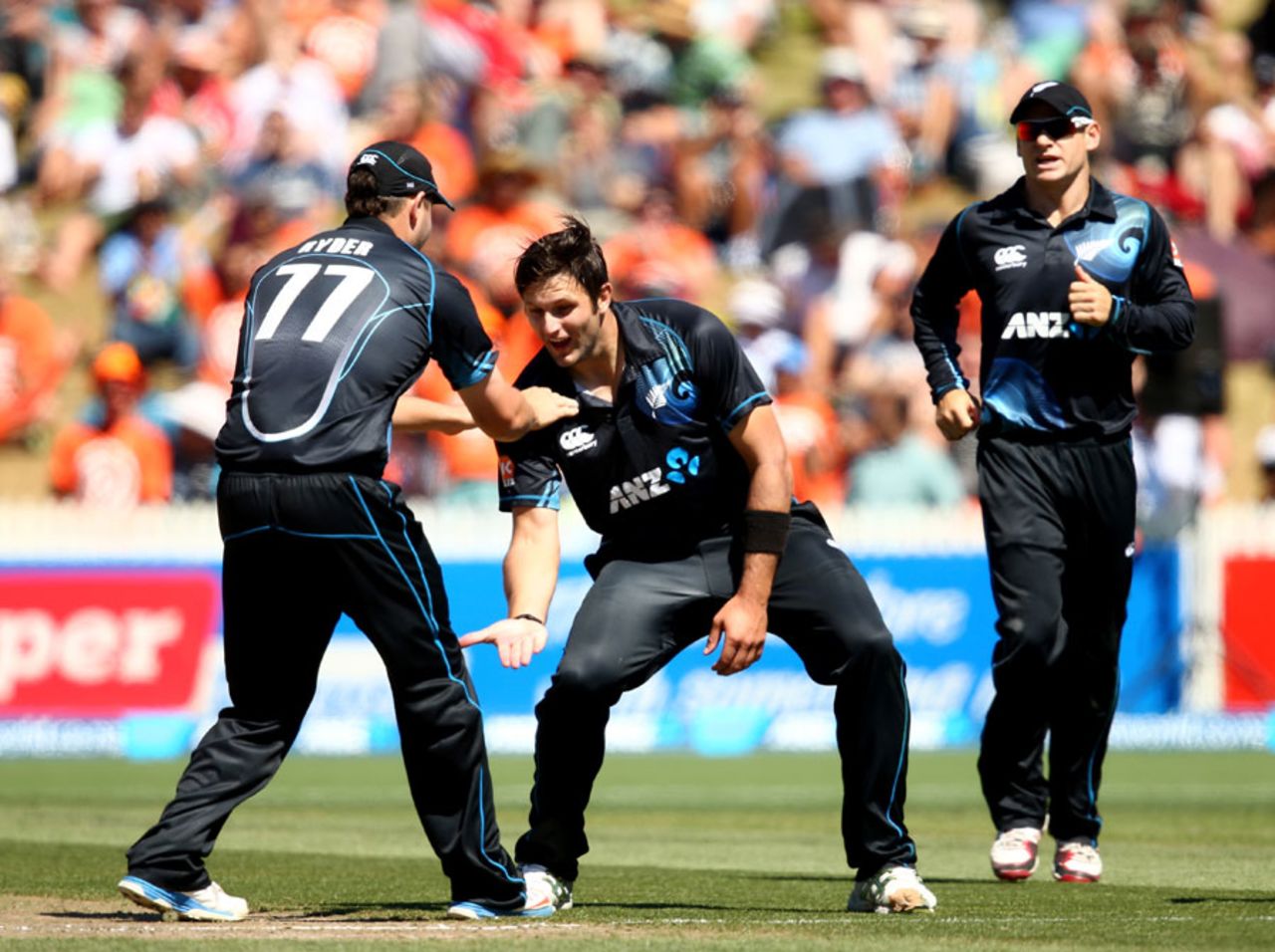 Hamish Bennett celebrates a wicket, New Zealand v India, 4th ODI, Hamilton, January 28, 2014
