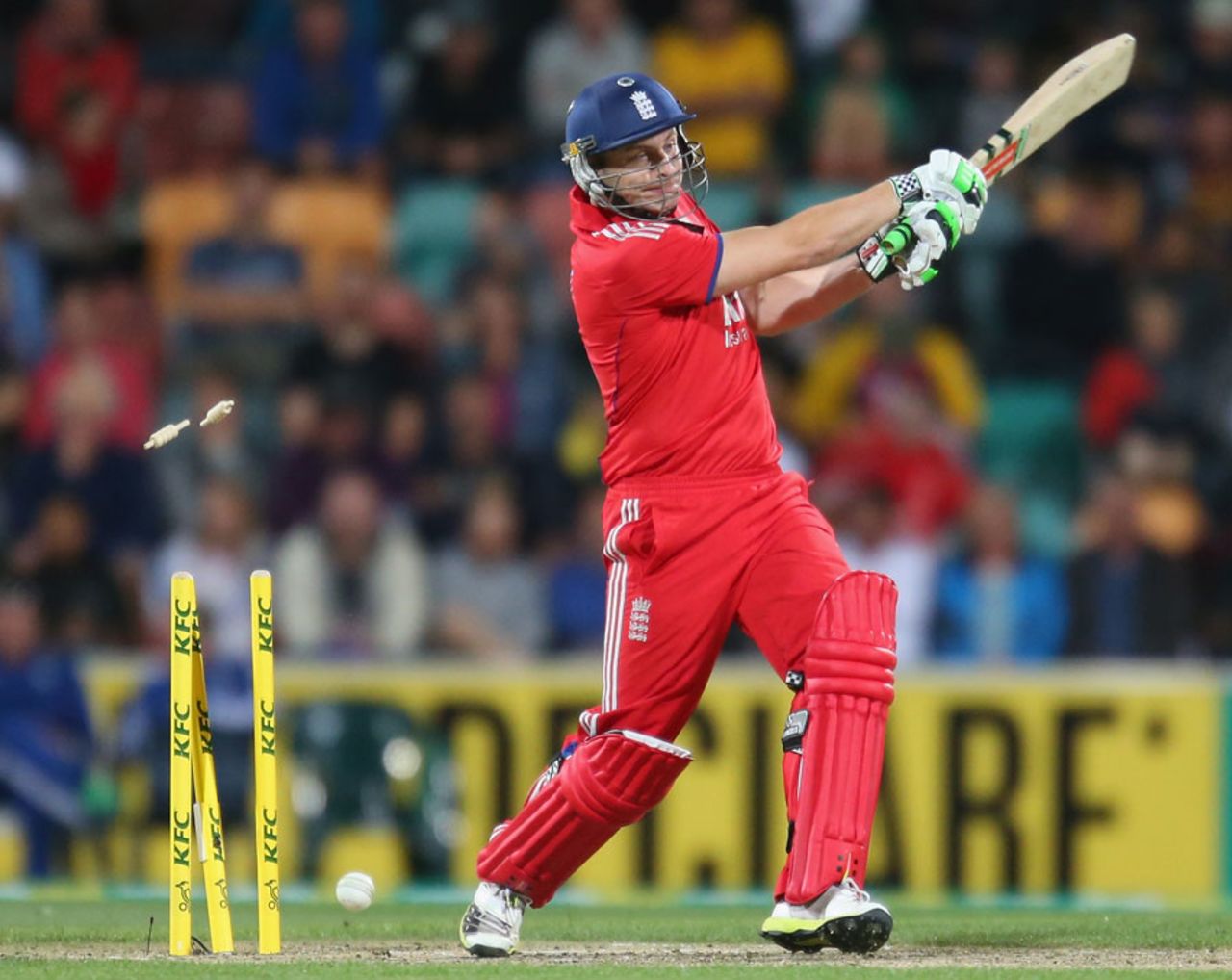 Luke Wright was bowled off a bottom edge, Australia v England, 1st Twenty20, Hobart, January 29, 2014