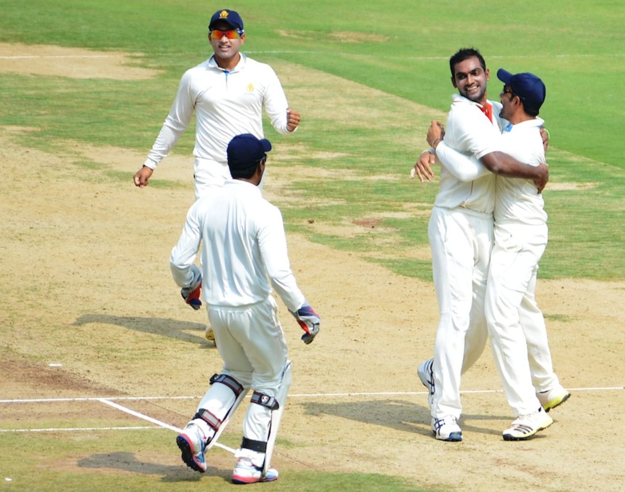 Abhimanyu Mithun took two wickets on the first day, Karnataka v Maharashtra, Ranji Trophy final, 1st day, Hyderabad, January 29, 2014