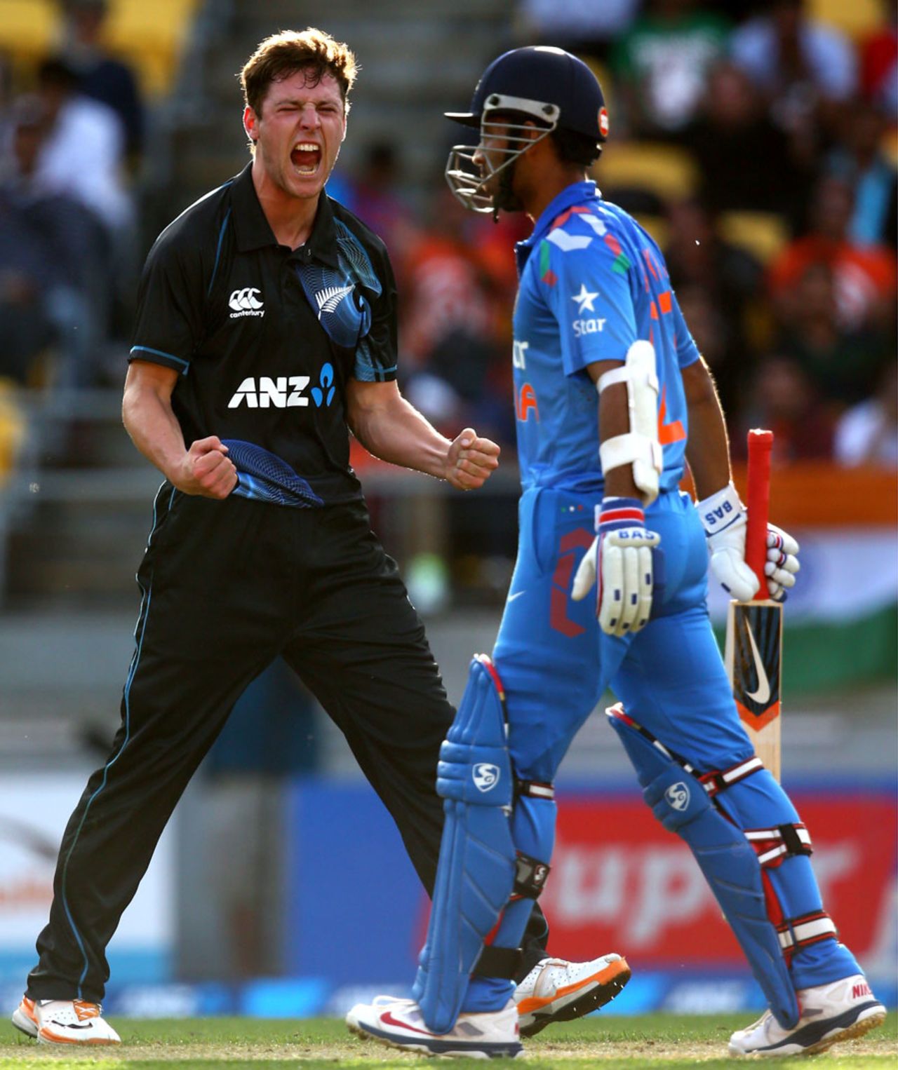 Matt Henry is ecstatic after dismissing Ajinkya Rahane, New Zealand v India, 5th ODI, ton, January 31, 2014