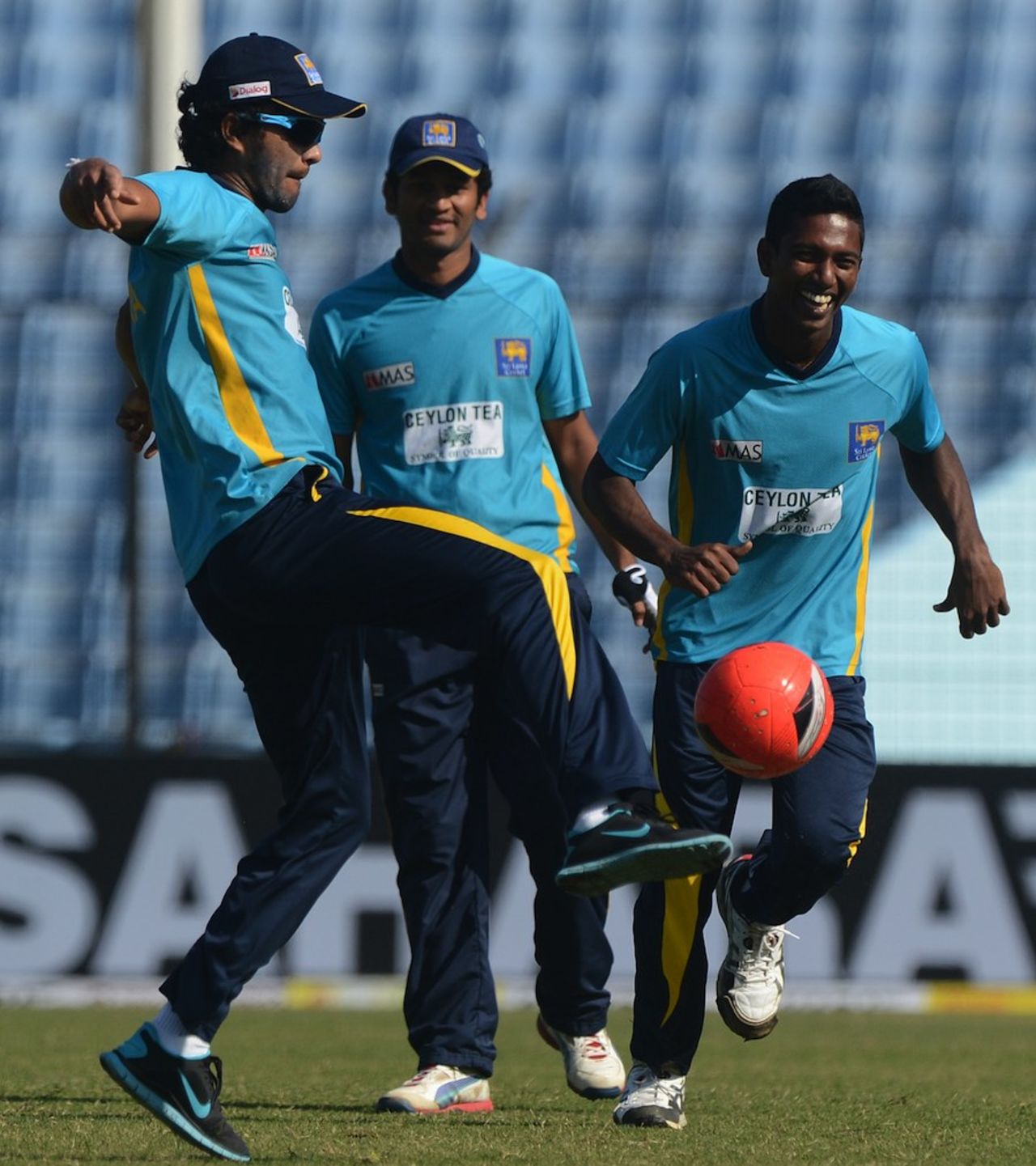 Dinesh Chandimal warms up with a football on the eve of the second Test against Bangladesh, Chittagong, February 3, 2014