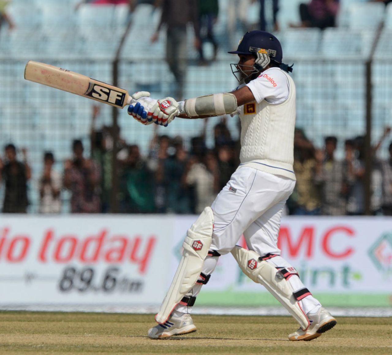 Mahela Jayawardene pulls on his way to 72, Bangladesh v Sri Lanka, 2nd Test, Chittagong, 1st day, February 4, 2014