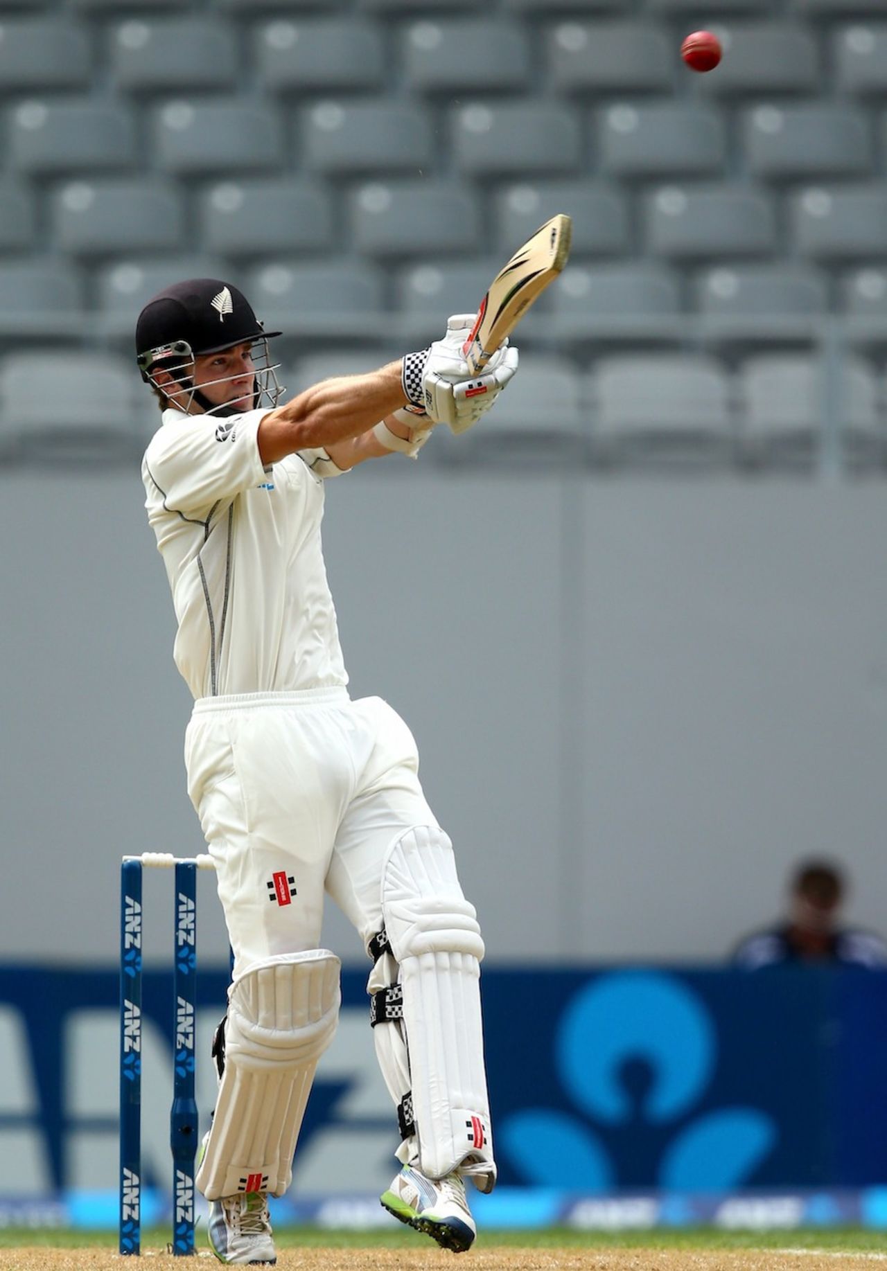 Kane Williamson plays the hook, New Zealand v India, 1st Test, Auckland, 1st day, February 6, 2014