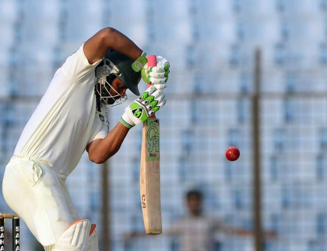 Tamim Iqbal shows solid technique, Bangladesh v Sri Lanka, 2nd Test, Chittagong, 4th day, February 7, 2014