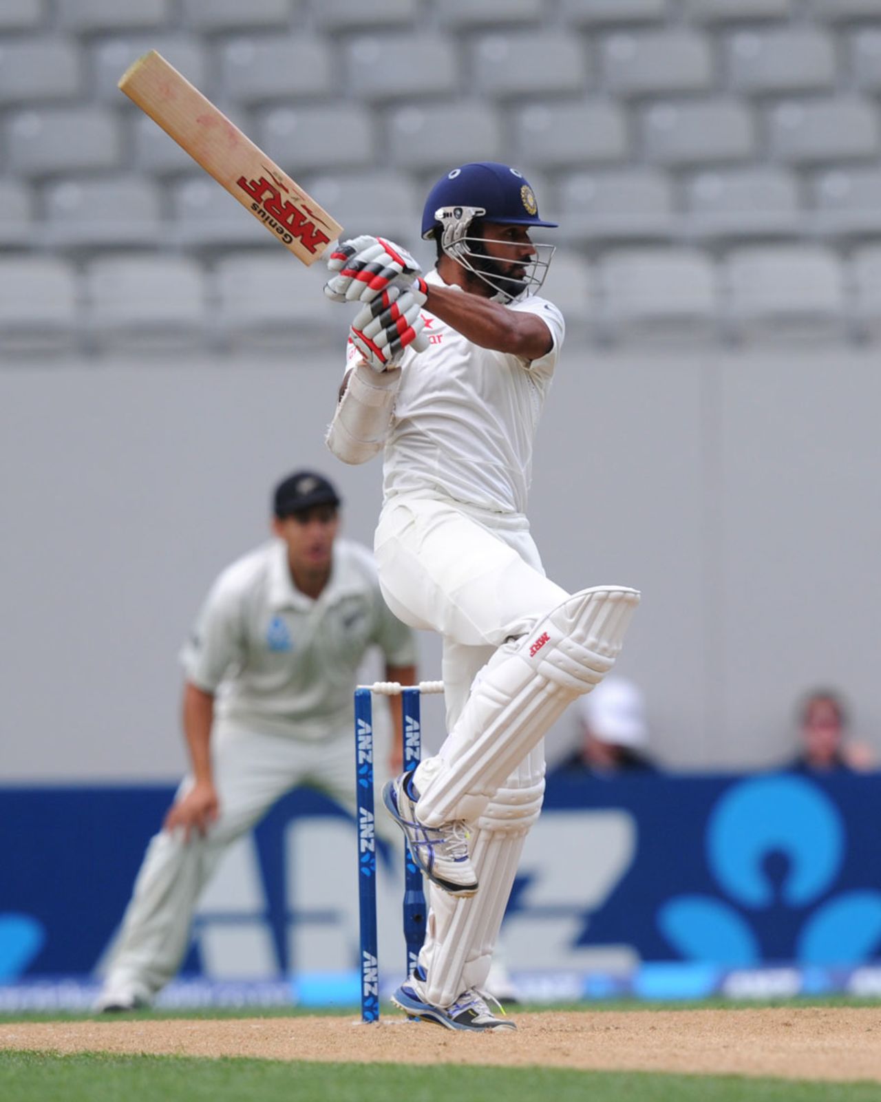 Shikhar Dhawan goes on the attack, New Zealand v India, 1st Test, Auckland, 3rd day, February 8, 2014