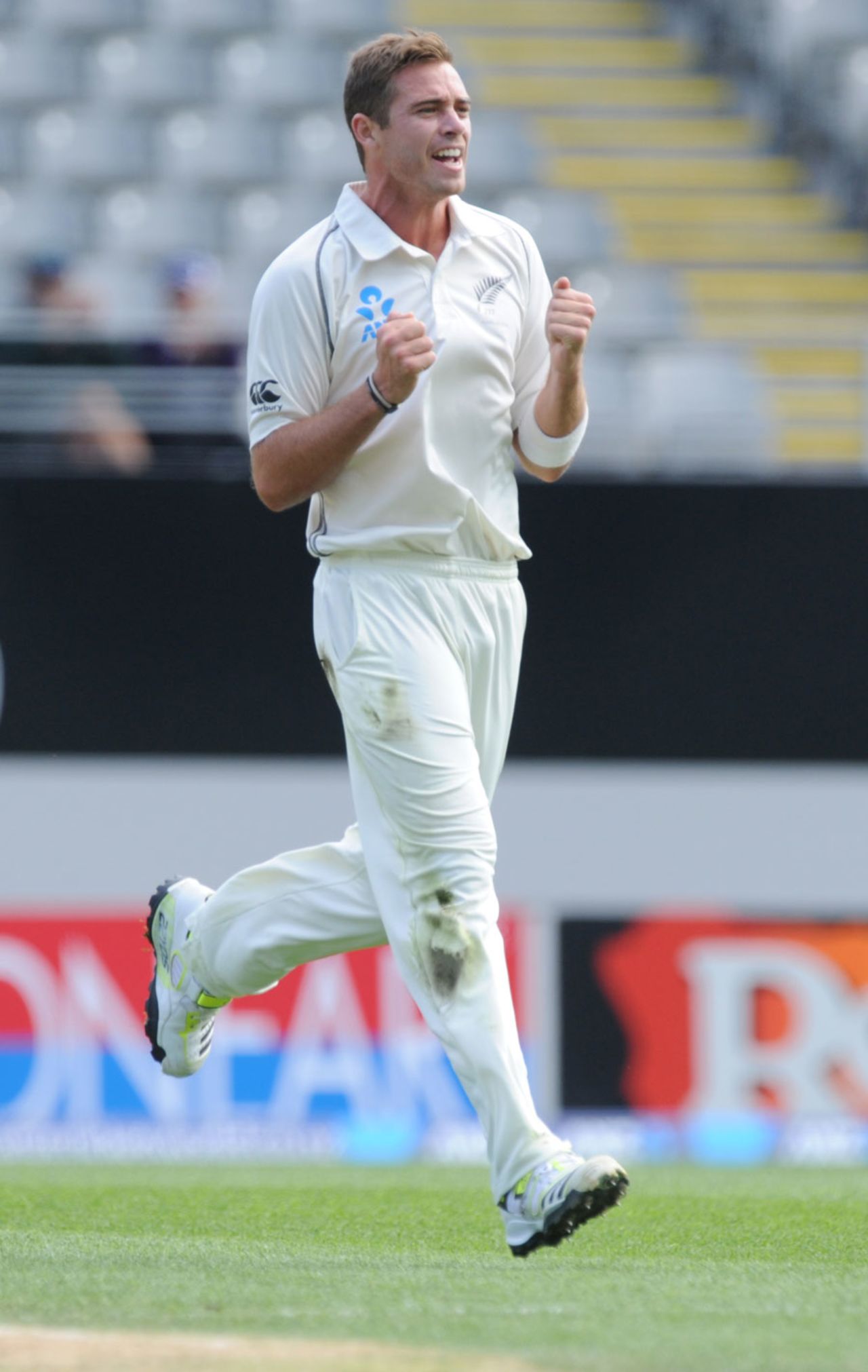 Tim Southee is pleased at removing Cheteshwar Pujara, New Zealand v India, 1st Test, Auckland, 4th day, February 9, 2014