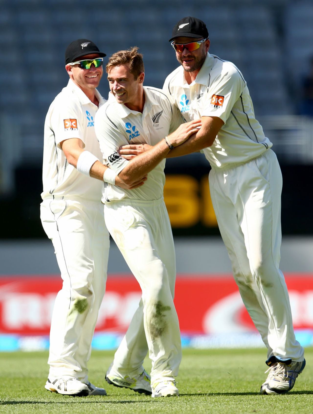 Tim Southee got a wicket first ball after tea, New Zealand v India, 1st Test, Auckland, 4th day, February 9, 2014
