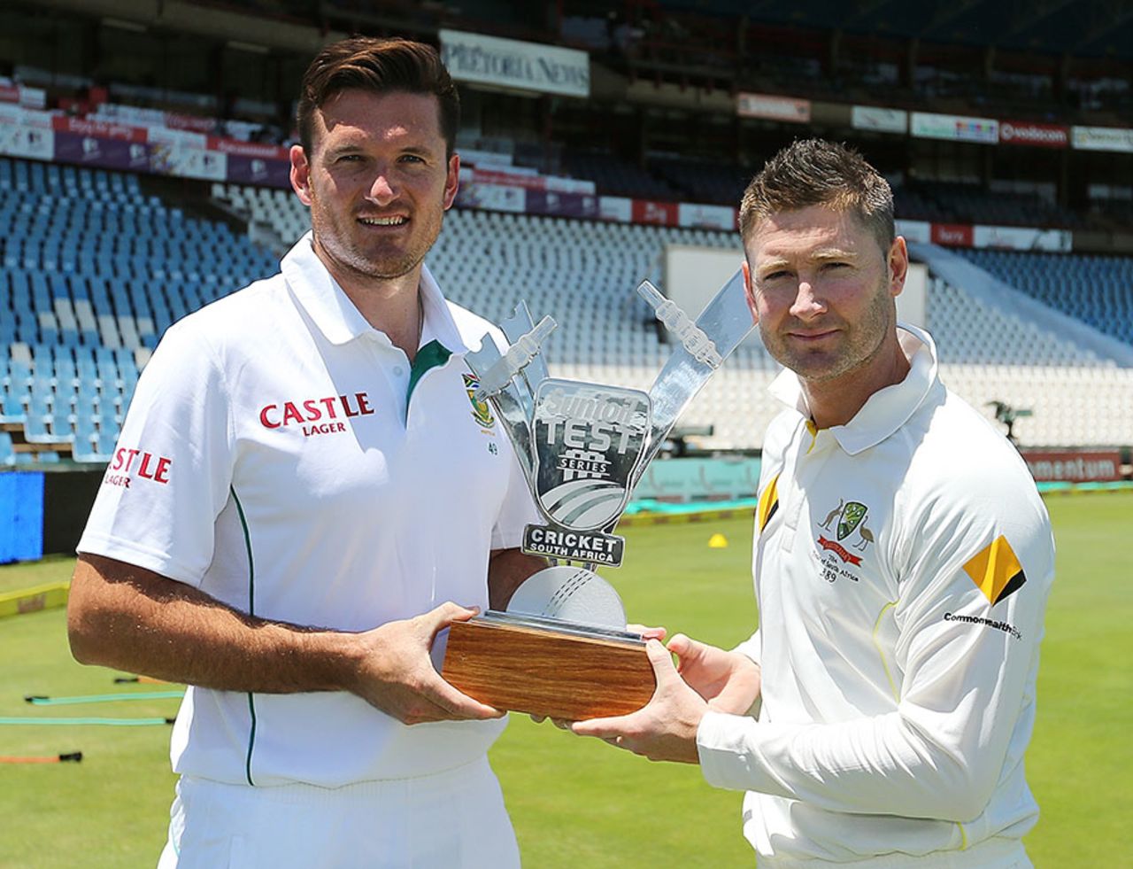 Graeme Smith and Michael Clarke pose with the trophy ahead of the first Test, Centurion, February 11, 2014 