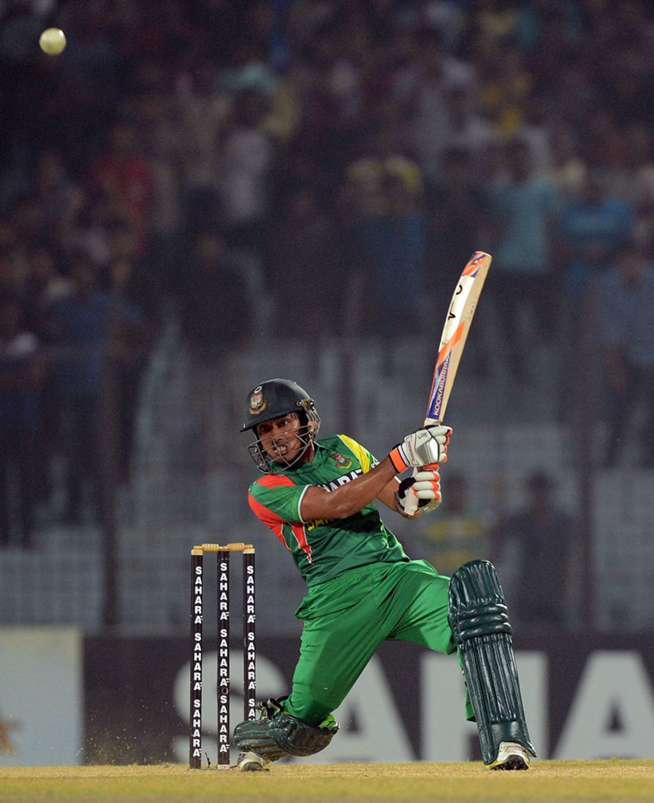 Anamul Haque hits over the top, Bangladesh v Sri Lanka, 1st T20, Chittagong, February 12, 2014
