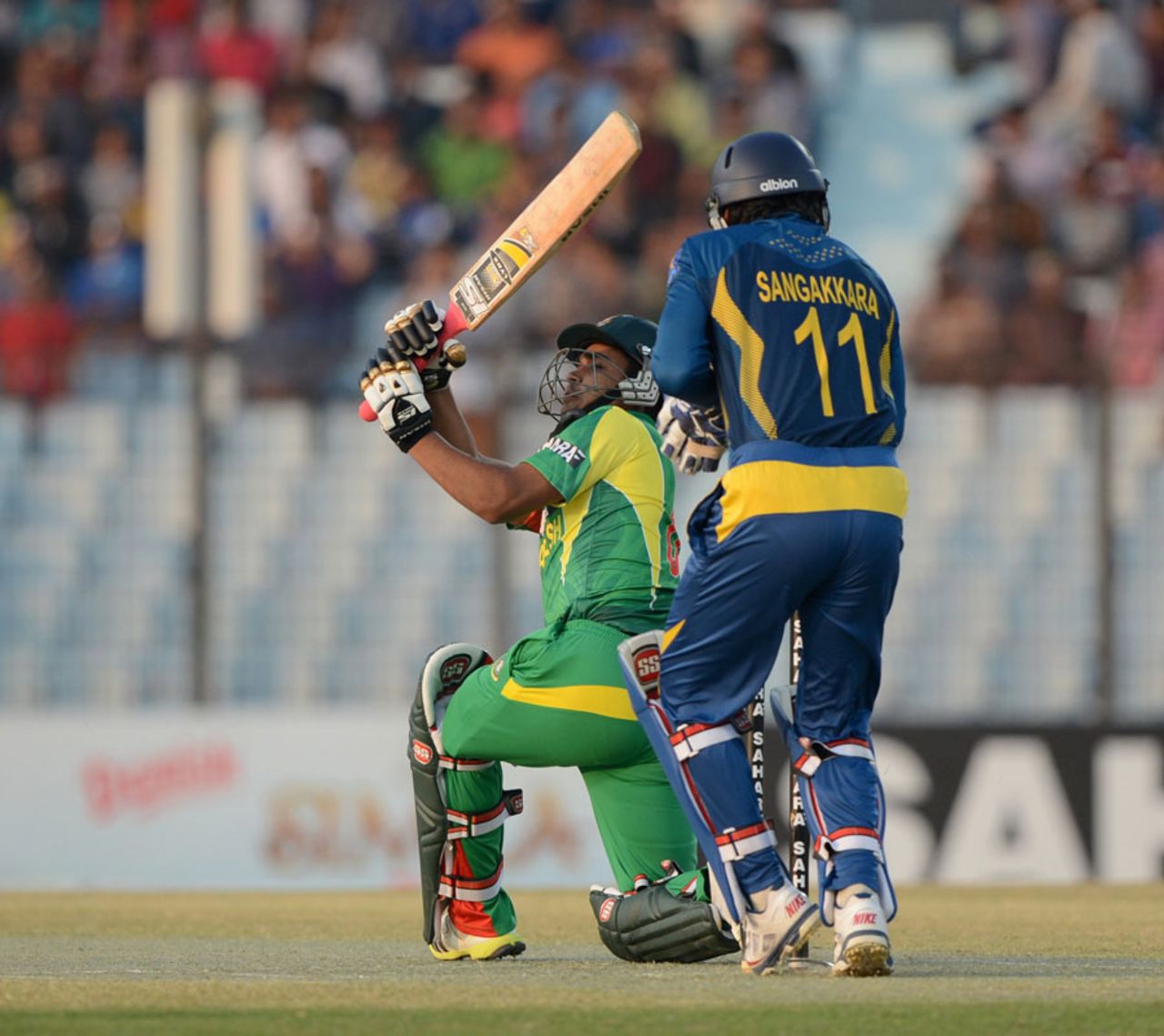 Shamsur Rahman goes over the top, Bangladesh v Sri Lanka, 2nd T20I, Chittagong, February 14, 2014