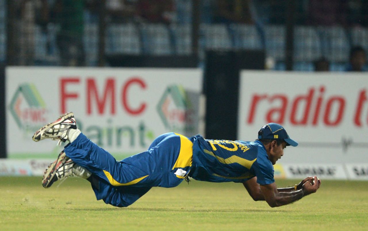 Nuwan Kulasekara takes a diving catch, Bangladesh v Sri Lanka, 2nd T20I, Chittagong, February 14, 2014