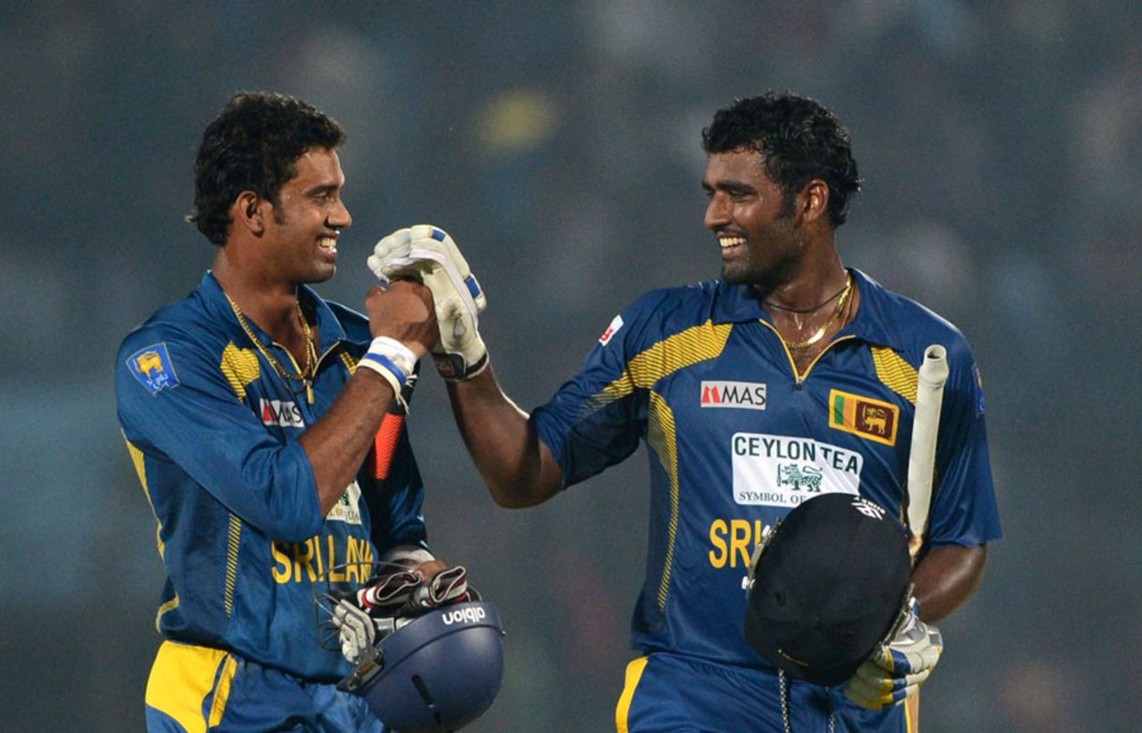Sachithra Senanayake and Thisara Perera steered Sri Lanka home, Bangladesh v Sri Lanka, 2nd T20I, Chittagong, February 14, 2014
