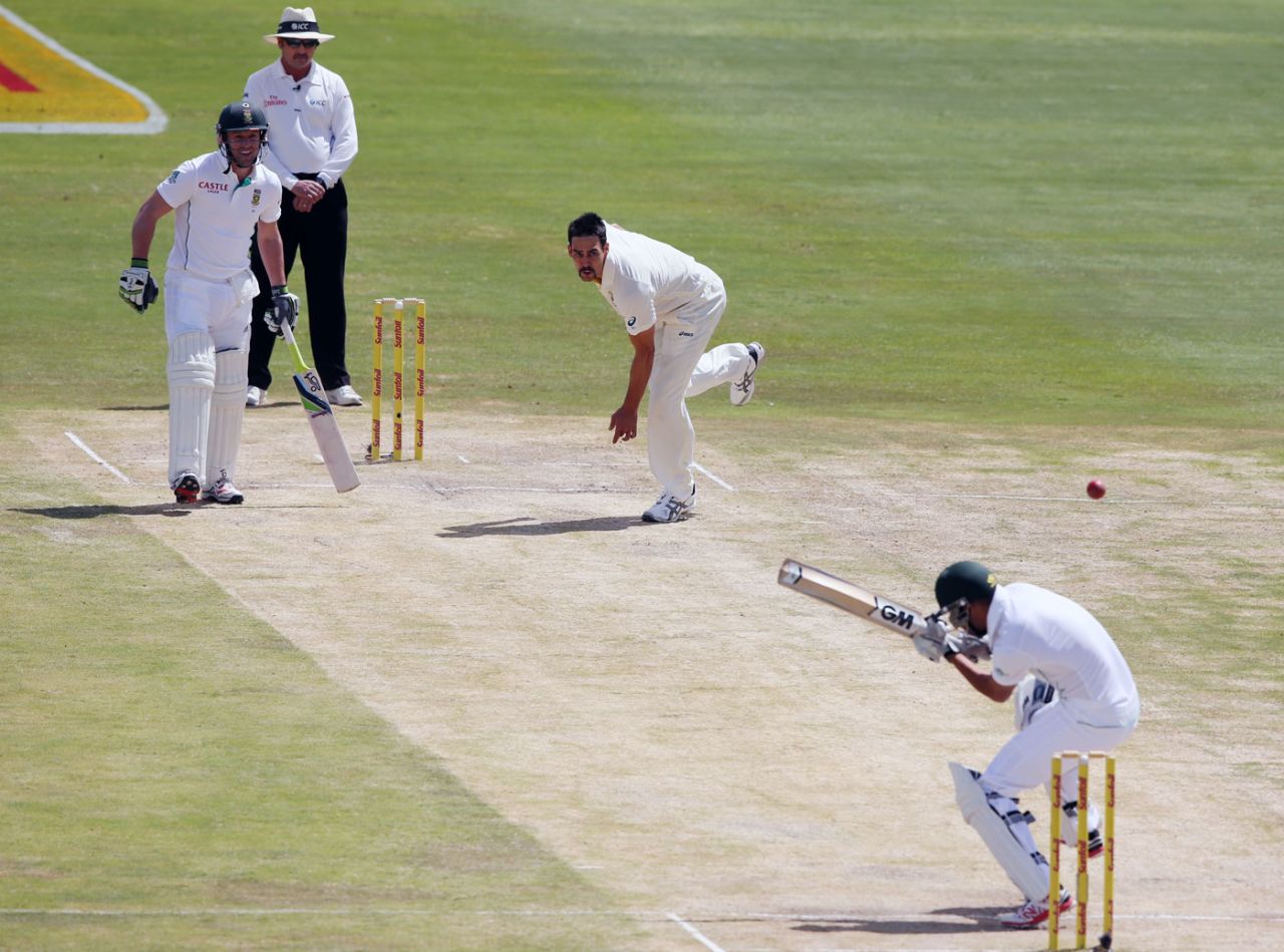 Robin Peterson ducks a short ball by Mitchell Johnson, South Africa v Australia, 1st Test, Centurion Park, 3rd day, February 14, 2014