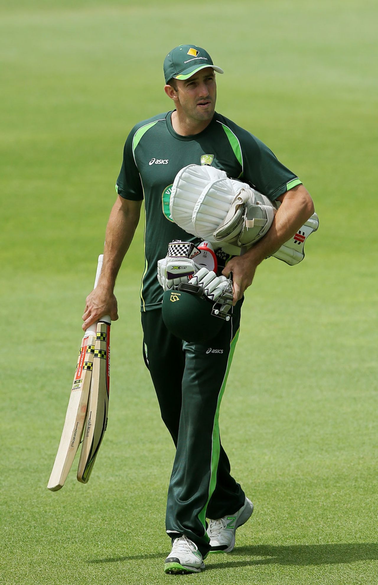 Shaun Marsh carries his gear to practice, Port Elizabeth, February 19, 2014