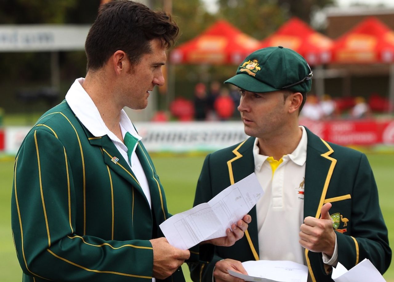 Graeme Smith and Michael Clarke at the toss, South Africa v Australia, 2nd Test, Port Elizabeth, 1st day, February 20, 2014