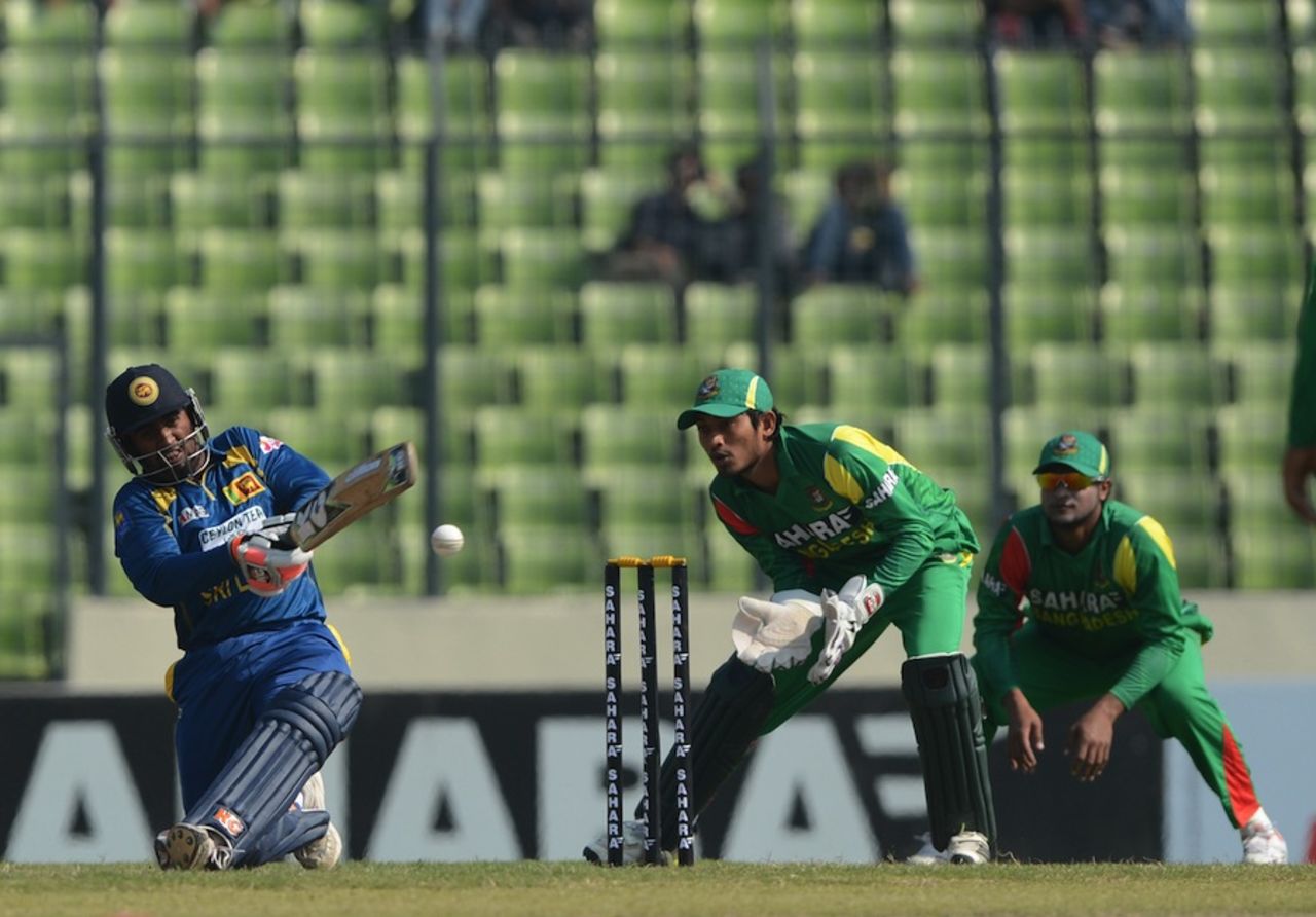 Ashan Priyanjan puts some power into a sweep, Bangladesh v Sri Lanka, 2nd ODI, Mirpur, February 20, 2014