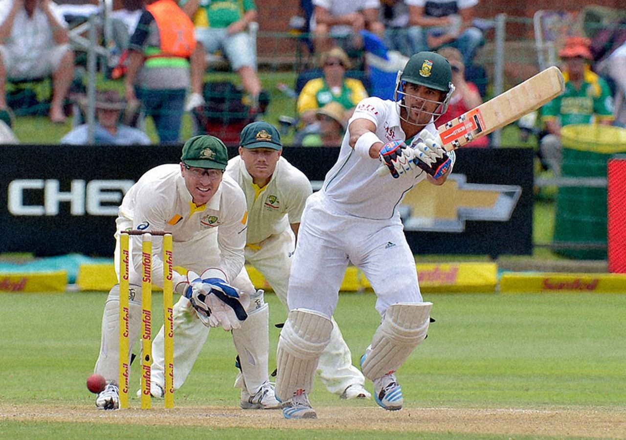 JP Duminy works the ball into the on-side, South Africa v Australia, 2nd Test, Port Elizabeth, 2nd day, February 21, 2014