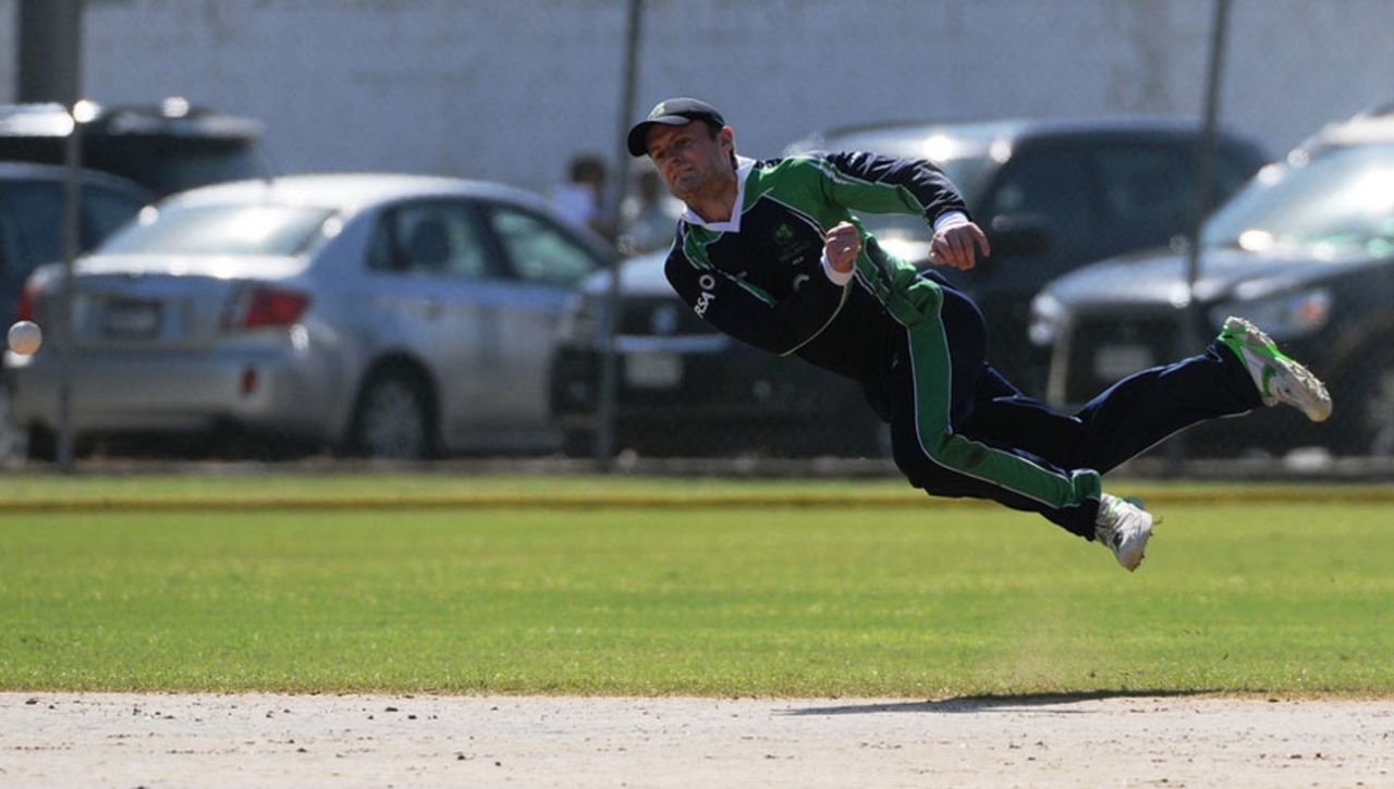 William Porterfield epitomised Ireland's effort in the field, West Indies v Ireland, 2nd T20, Kingston, February 21, 2014