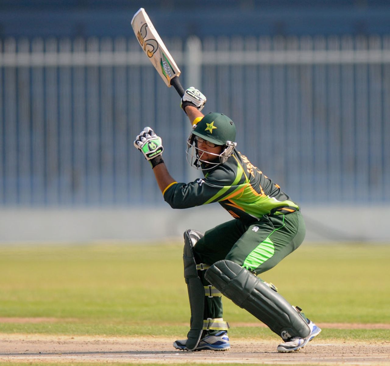 Imam-ul-Haq plays off one hand, Pakistan v Sri Lanka, quarter-final, Under-19 World Cup, Sharjah, February 22, 2014