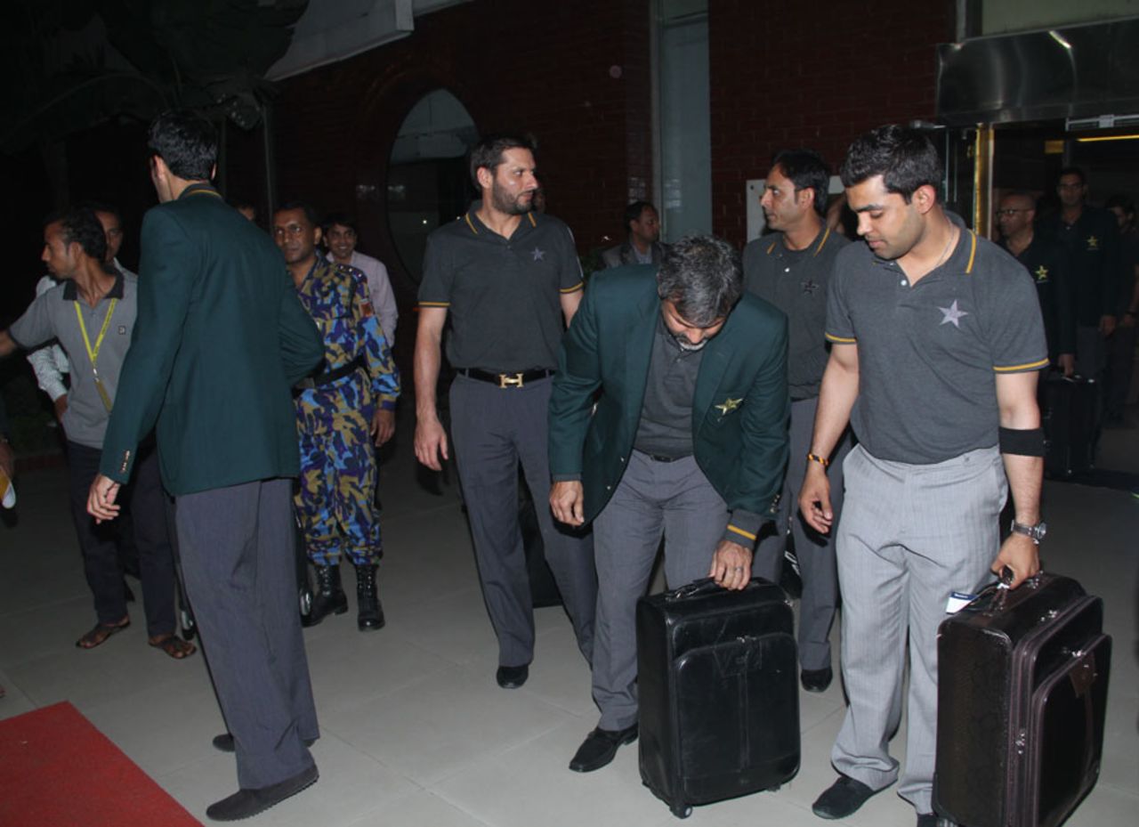 The Pakistan players arrive in Bangladesh for the Asia Cup, Dhaka, February 22, 2014