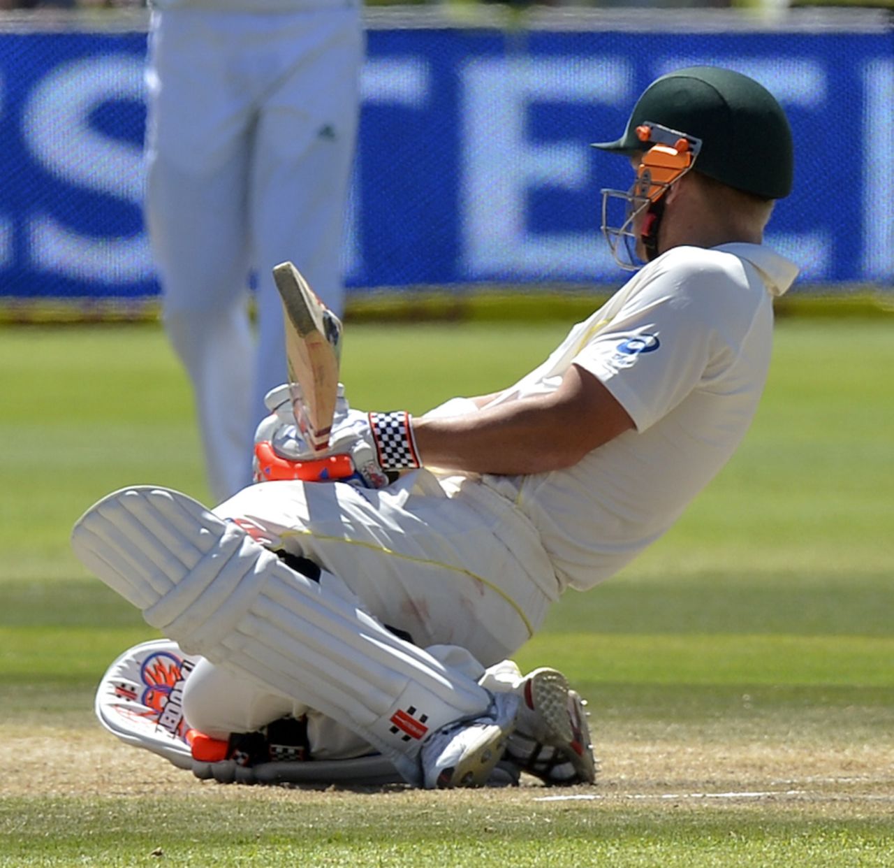David Warner ducks under a bouncer, South Africa v Australia, 2nd Test, Port Elizabeth, 4th day, February 23, 2014
