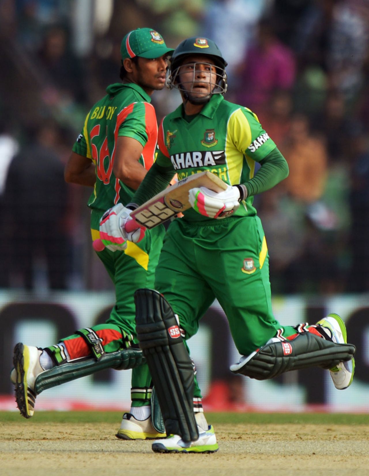 Mushfiqur Rahim and Anamul Haque run between the wickets, Bangladesh v India, Asia Cup 2014, Fatullah, February 26, 2014