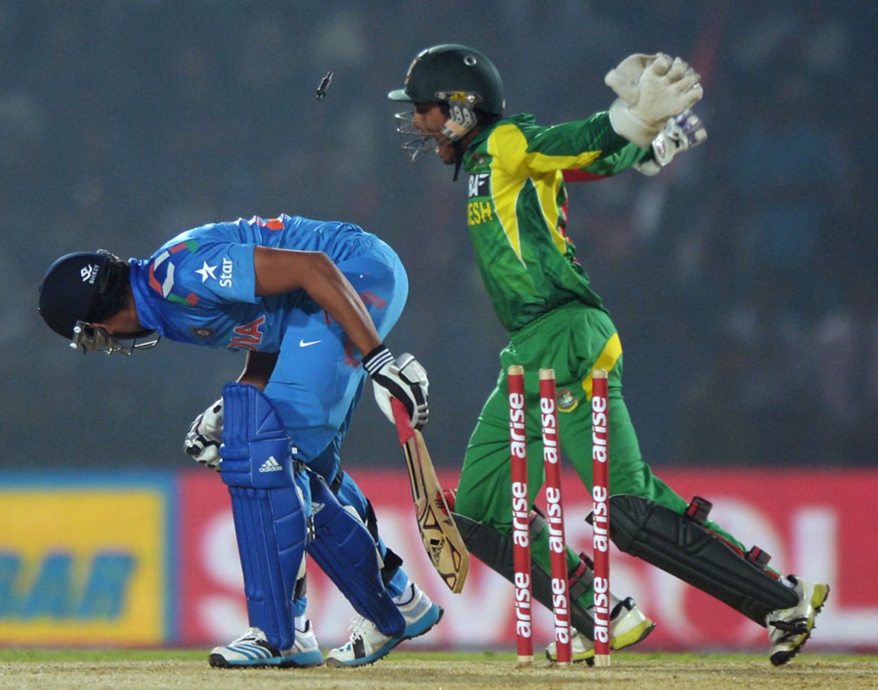 Rohit Sharma was bowled by an indipper, Bangladesh v India, Asia Cup 2014, Fatullah, February 26, 2014