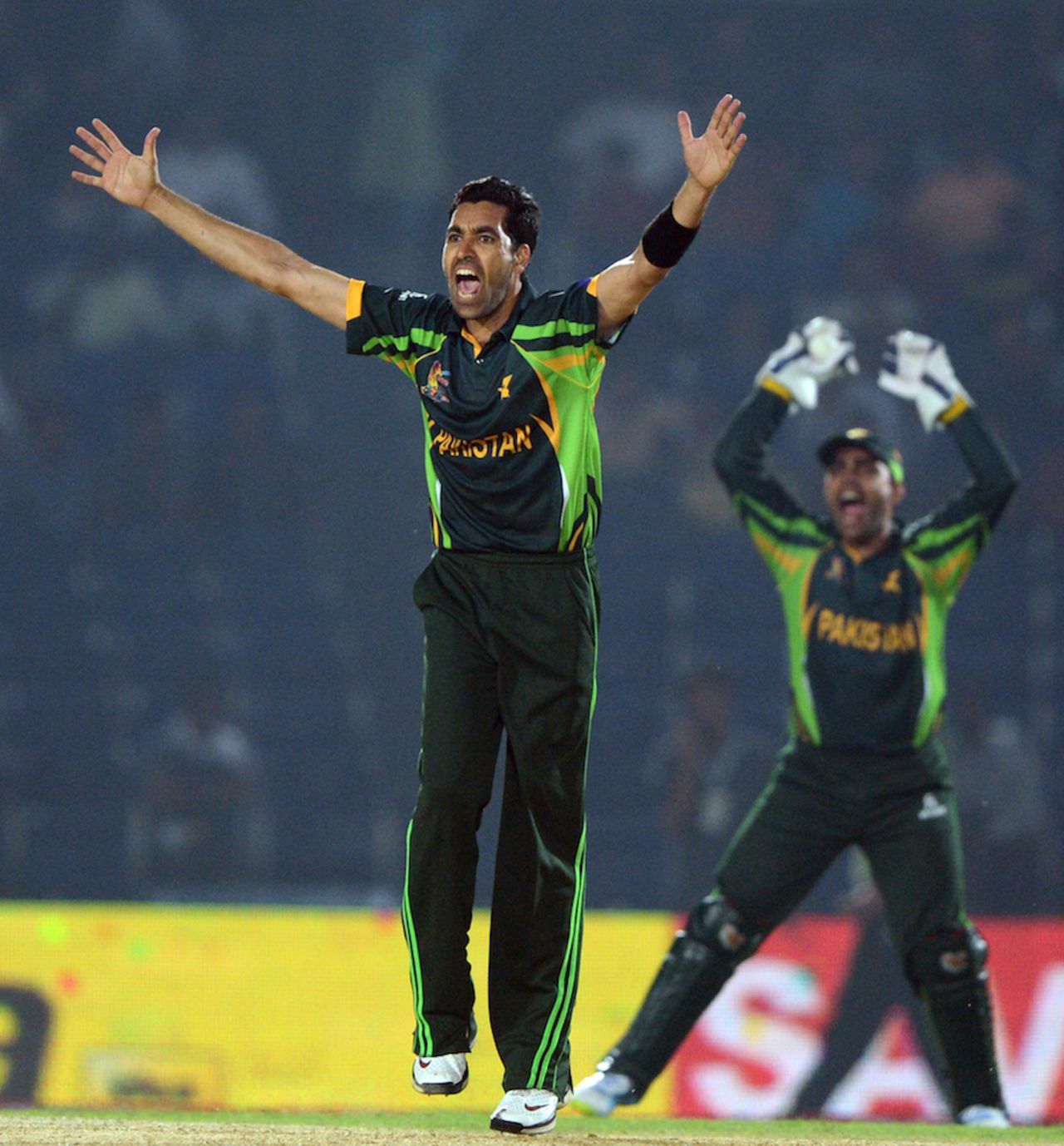 Umar Gul appeals successfully for a caught behind decision, Afghanistan v Pakistan, Asia Cup 2014, Fatullah, February 27, 2014