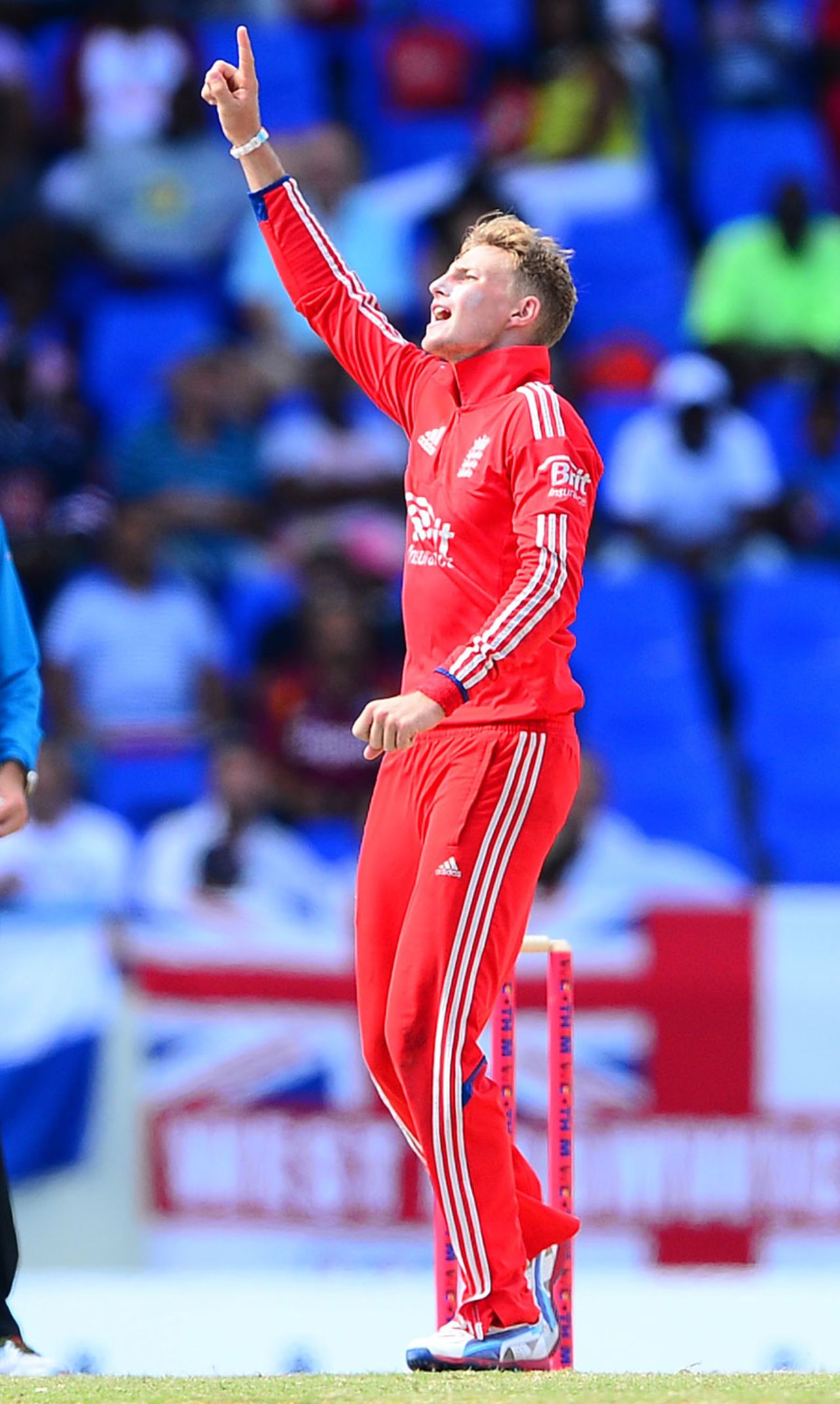 Joe Root again struck early with the new ball, West Indies v England, 2nd ODI, North Sound, March 2, 2014
