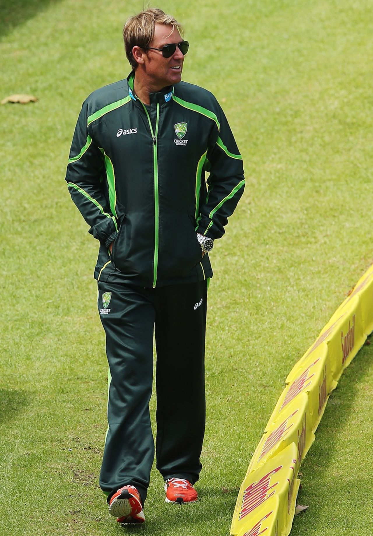 Shane Warne walks along the boundary line, South Africa v Australia, 3rd Test, Cape Town, 3rd day, March 3, 2014
