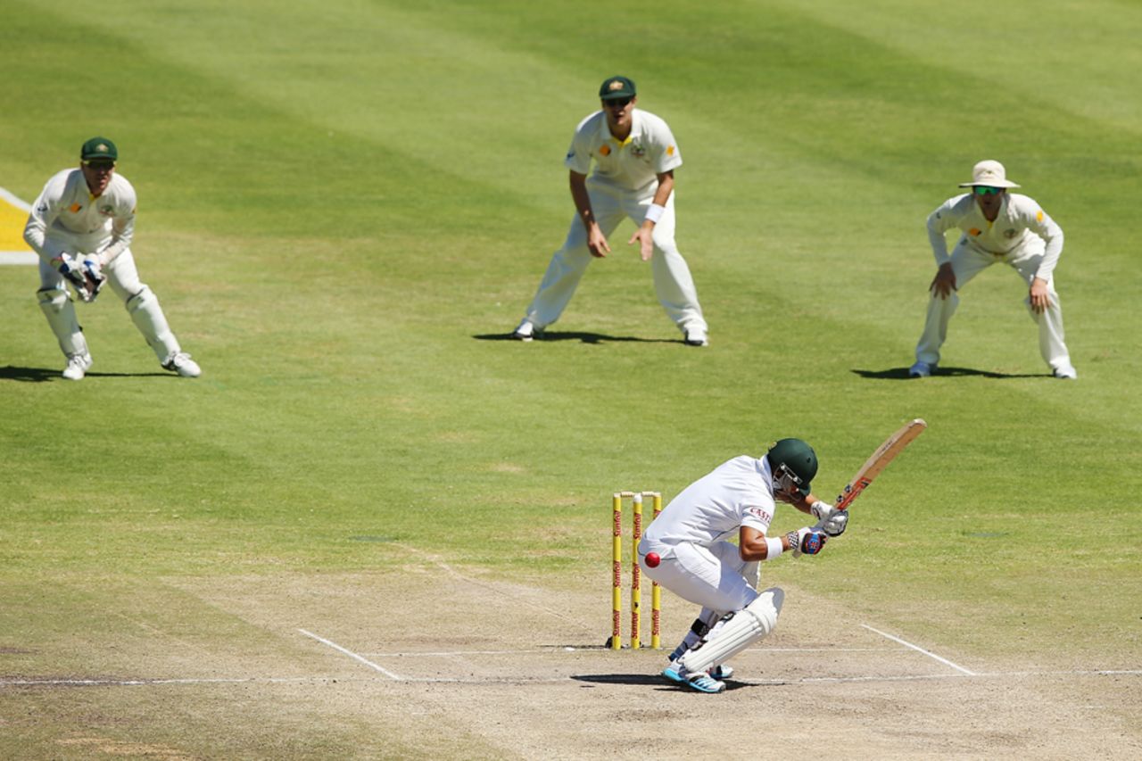 JP Duminy takes one on the body, South Africa v Australia, 3rd Test, Cape Town, 5th day, March 5, 2014