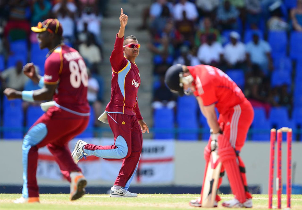 Sunil Narine burst a doosra through Eoin Morgan's defences, West Indies v England, 3rd ODI, Antigua, March 5, 2014