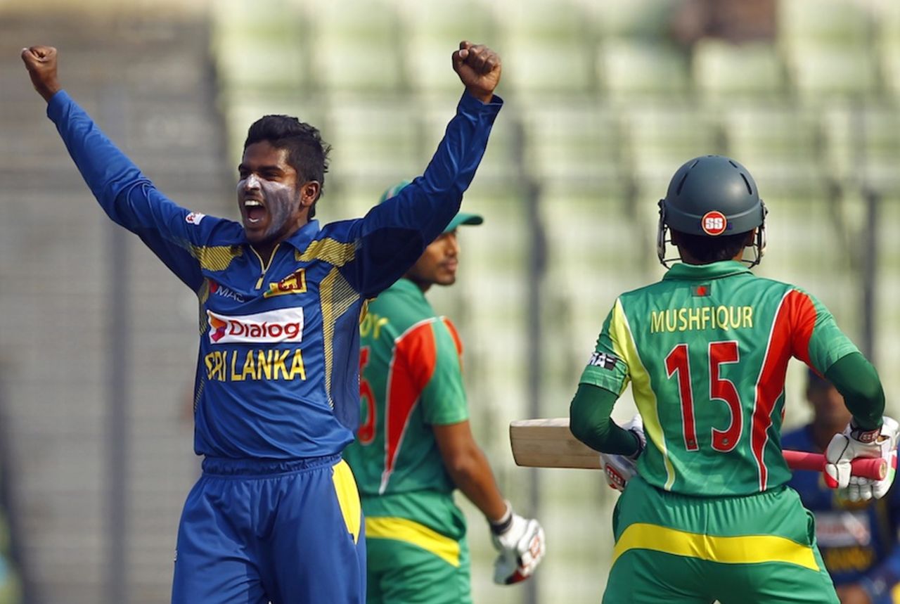 Chaturanga de Silva exults after dismissing Mushfiqur Rahim, Bangladesh v Sri Lanka, Asia Cup, Mirpur, March 6, 2014
