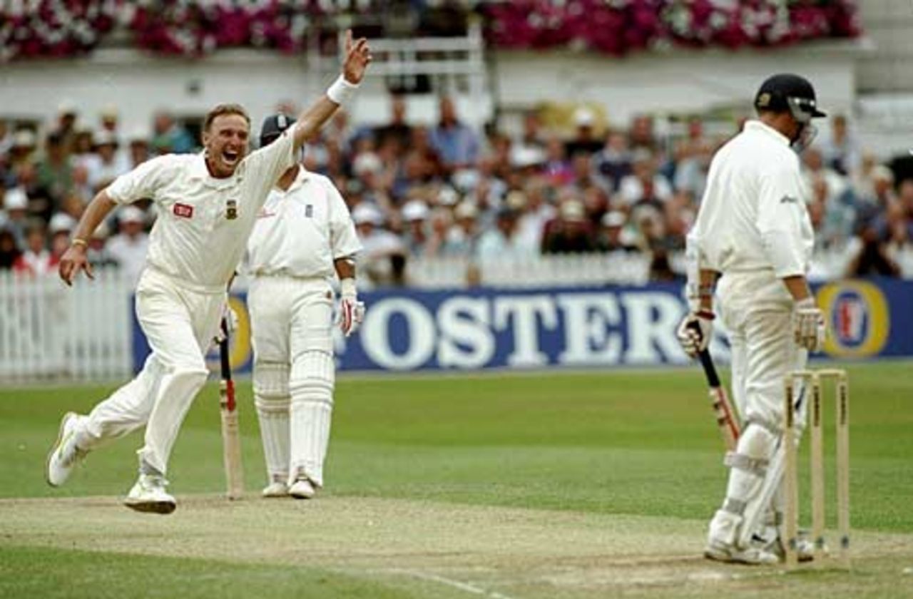 ald celerbrates while Michael Atherton stands his ground, England v South Africa, 4th Test, Trent Bridge, July 26, 1998