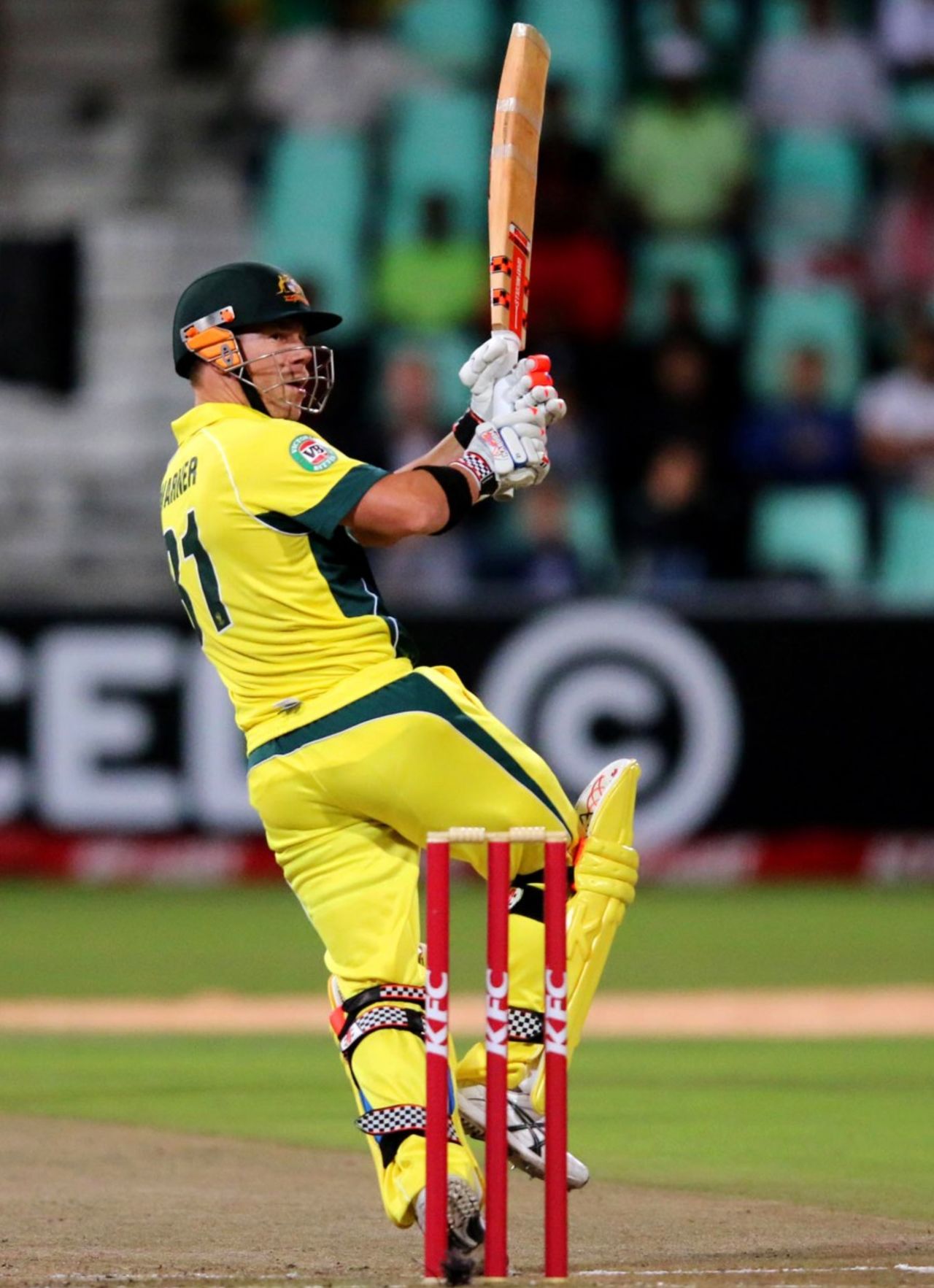 David Warner swivels one around behind square, South Africa v Australia, 2nd T20, Durban, March 12, 2014