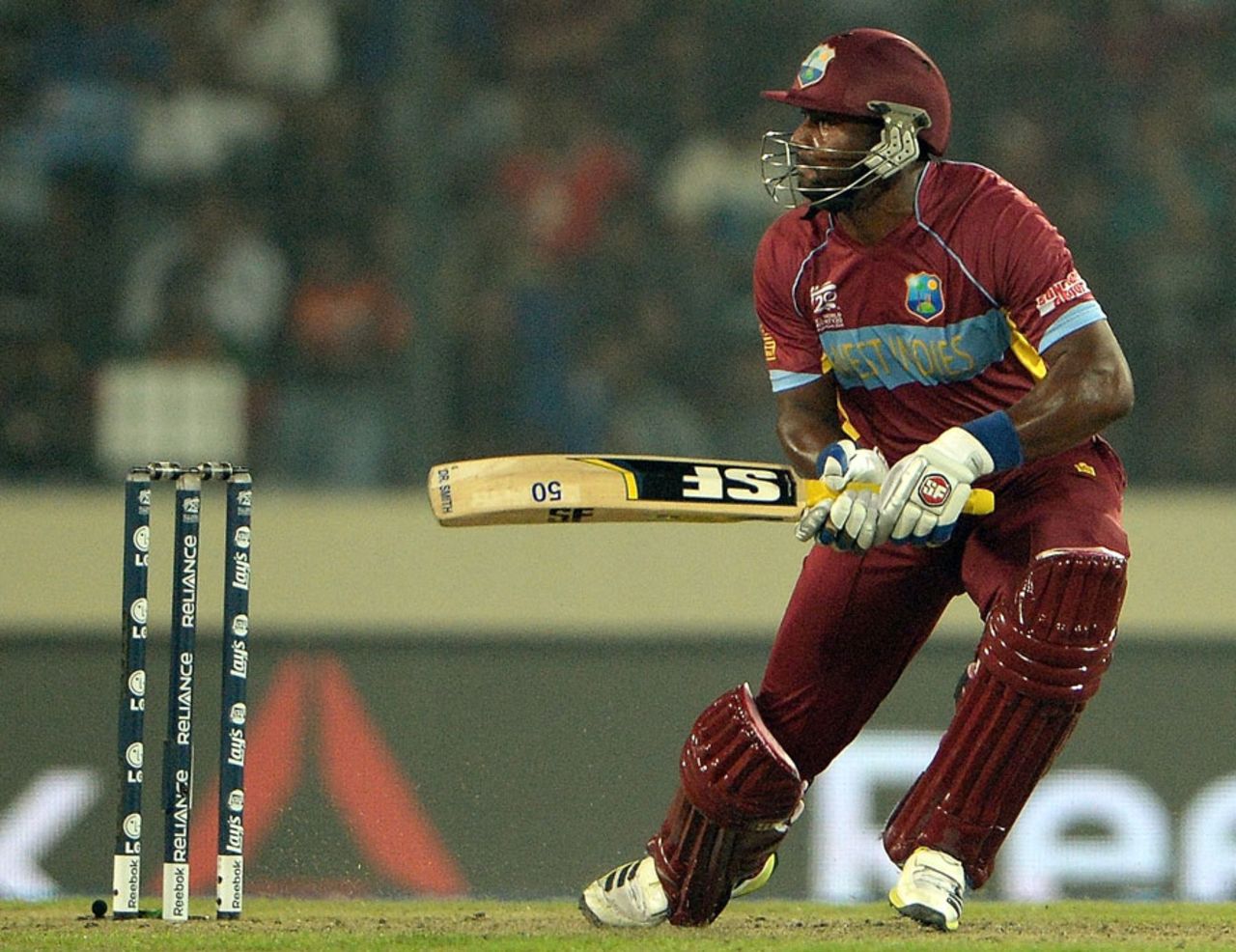 Dwayne Smith uses innovation to find a boundary, Bangladesh v West Indies, World T20, Group 2, Mirpur, March 25, 2014