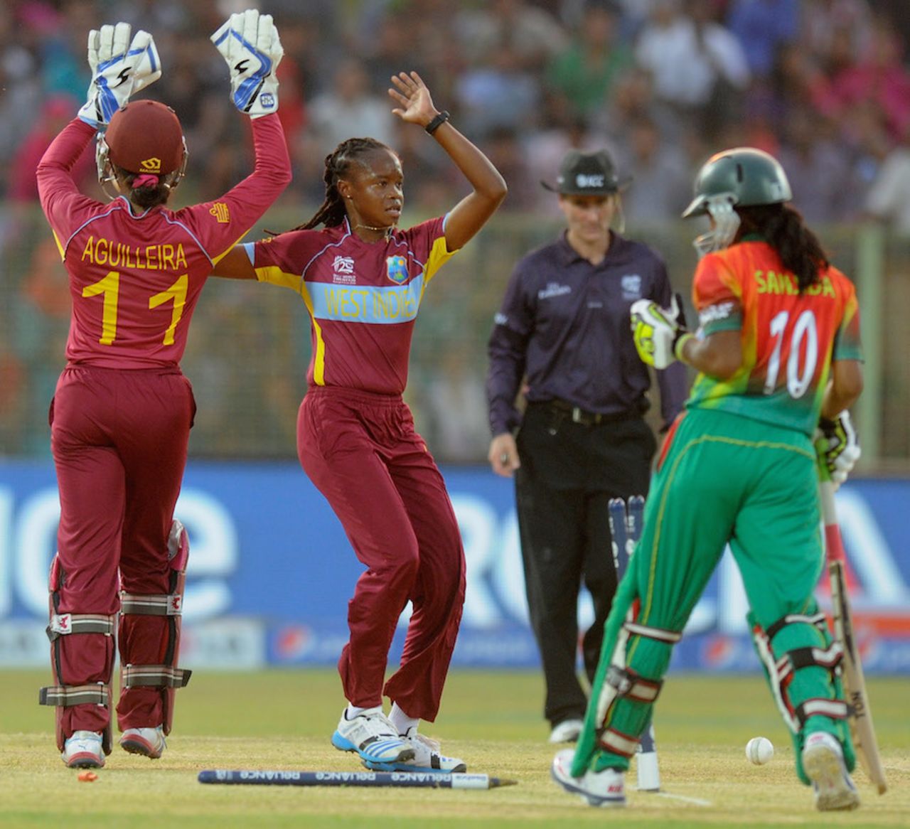 Shaquana Quintyne picked up three wickets for five runs, Bangladesh v West Indies, Women's World T20, Group B, Sylhet, March 26, 2014 