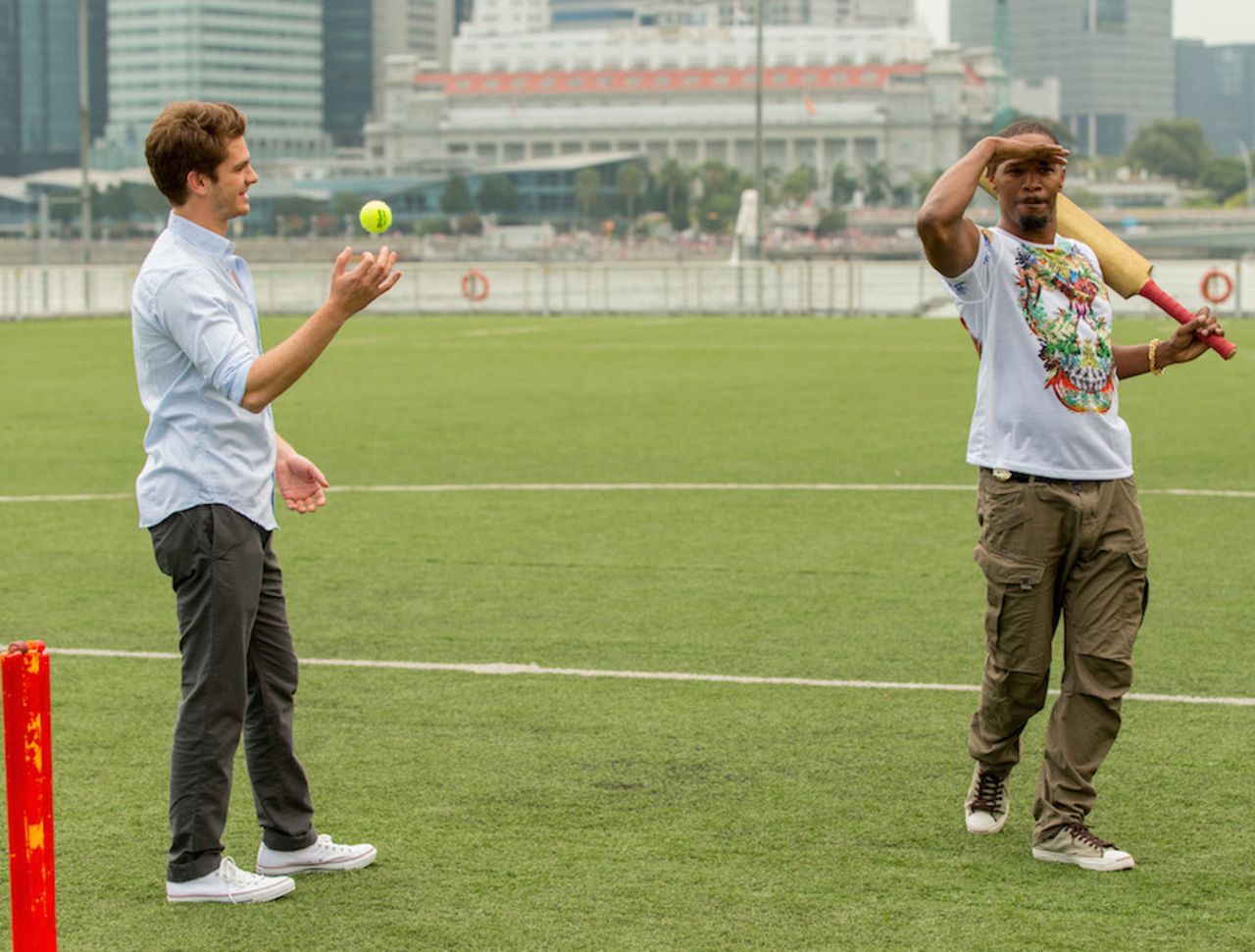 Caught in the web: Actors Jamie Foxx and Andrew Garfield get stung by the cricket bug, Singapore, March 28, 2014