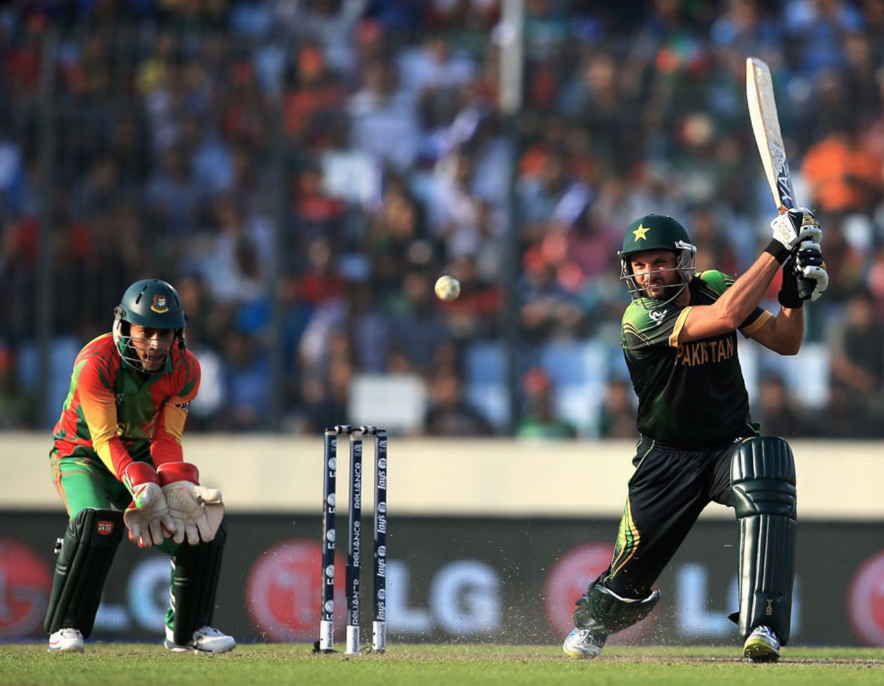Shahid Afridi provided some late impetus, Bangladesh v Pakistan, World Twenty20, Group 2, Mirpur, March 30, 2014
