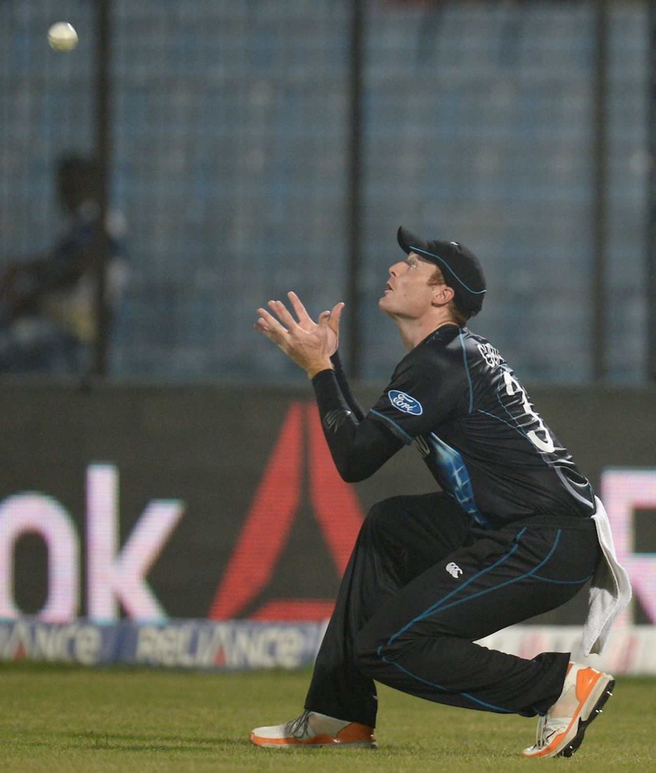 Martin Guptill gets ready to take a catch, New Zealand v Sri Lanka, World T20, Group 1, Chittagong, March 31, 2014