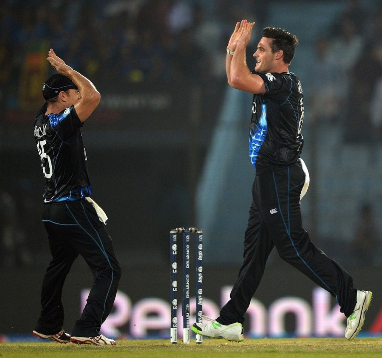 Mitchell McClenaghan took 2 for 24, New Zealand v Sri Lanka, World T20, Group 1, Chittagong, March 31, 2014