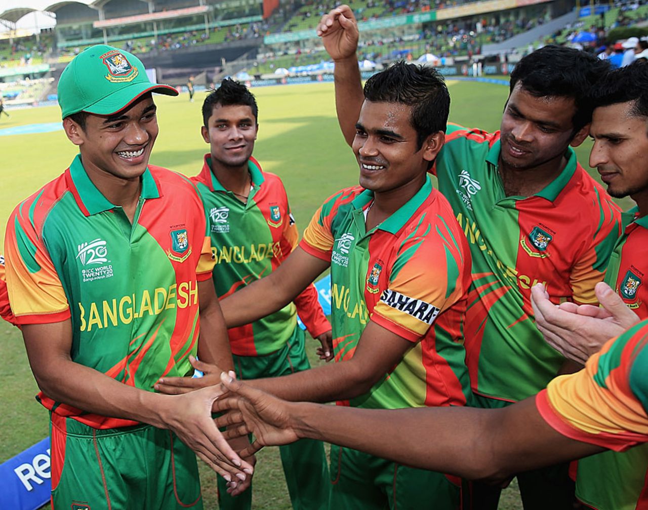 Taskin Ahmed is congratulated after getting his international cap, Bangladesh v Australia, World T20, Group 2, Mirpur, April 1, 2014