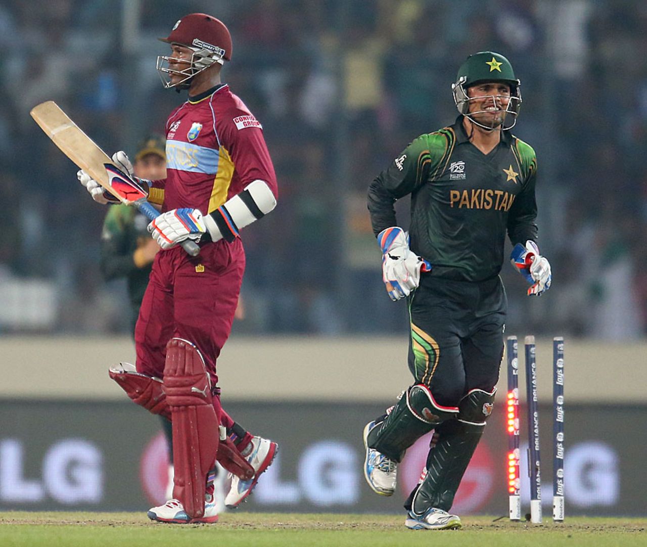 Marlon Samuels was bowled by Shahid Afridi for 20, Pakistan v West Indies, World T20, Group 2, Mirpur, April 1, 2014