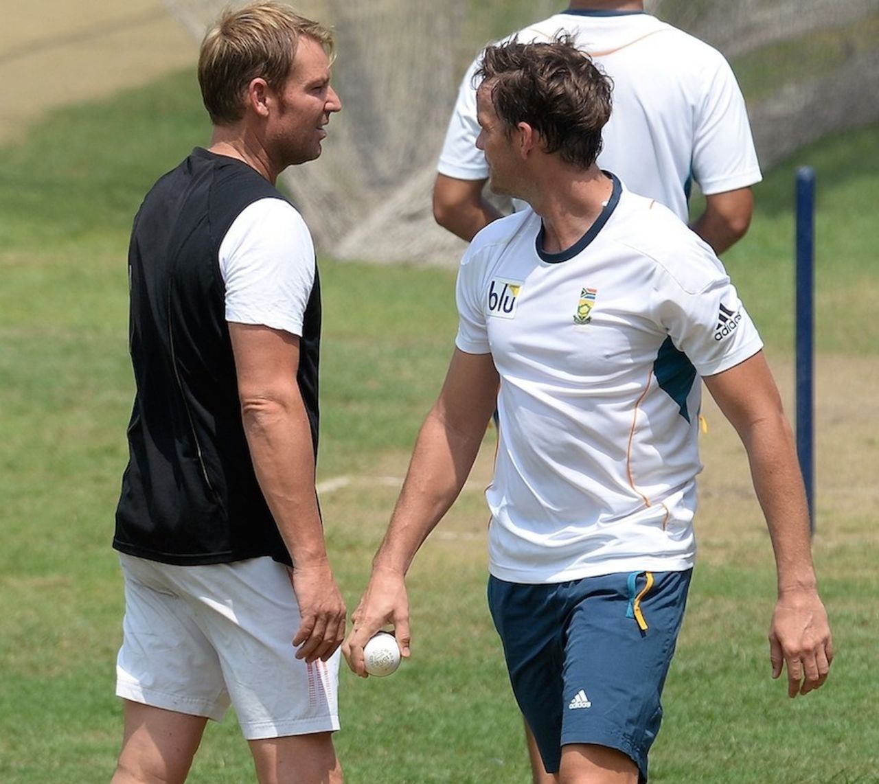 Look who's here: Shane Warne turns up at South Africa nets, Dhaka, April 1, 2014