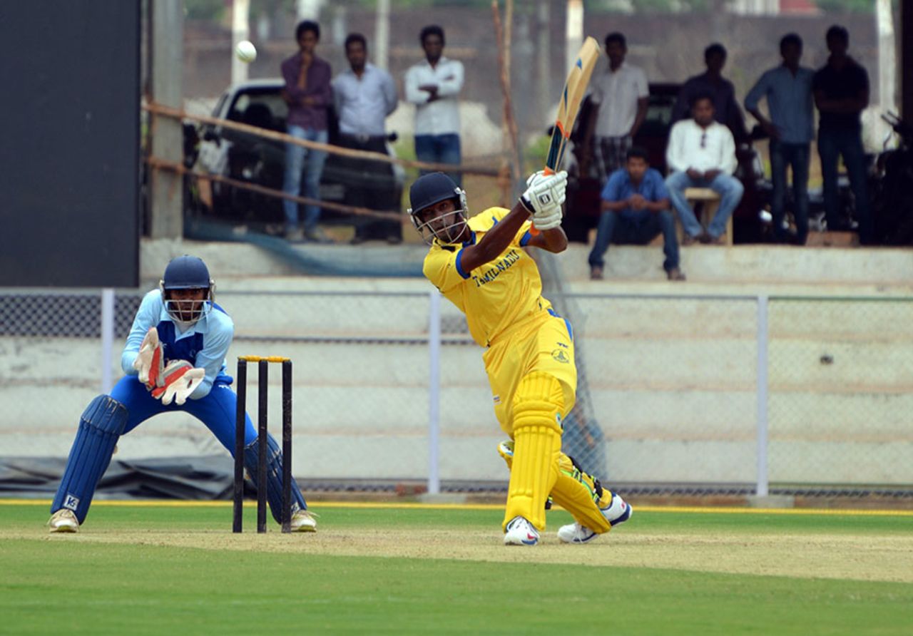 B Aparajith scored 41 and put on 97 for the second wicket with M Vijay, Andhra v Tamil Nadu, Syed Mushtaq Ali Trophy, South Zone, Vizianagaram, April 2, 2014