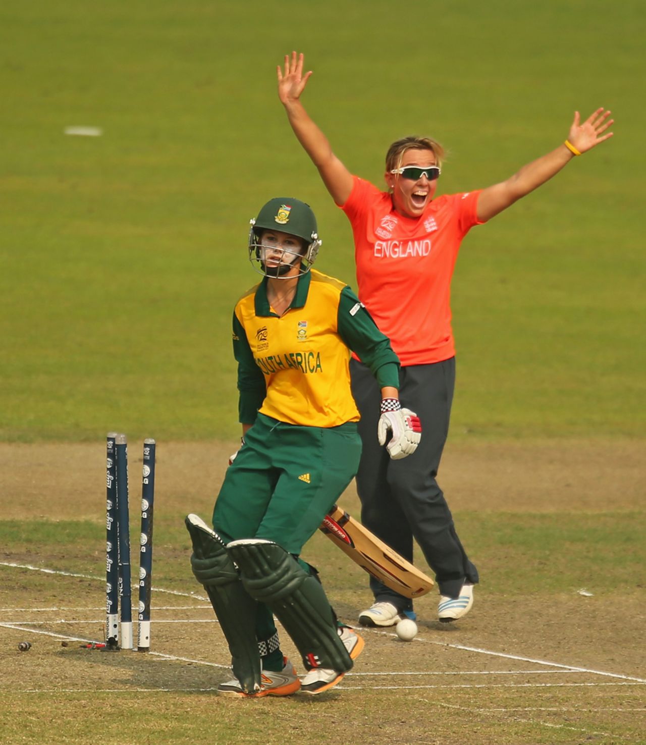 Dane van Niekerk: one of South Africa's five run-out victims, England v South Africa, Women's World T20, semi-finals, Mirpur, April 4, 2014