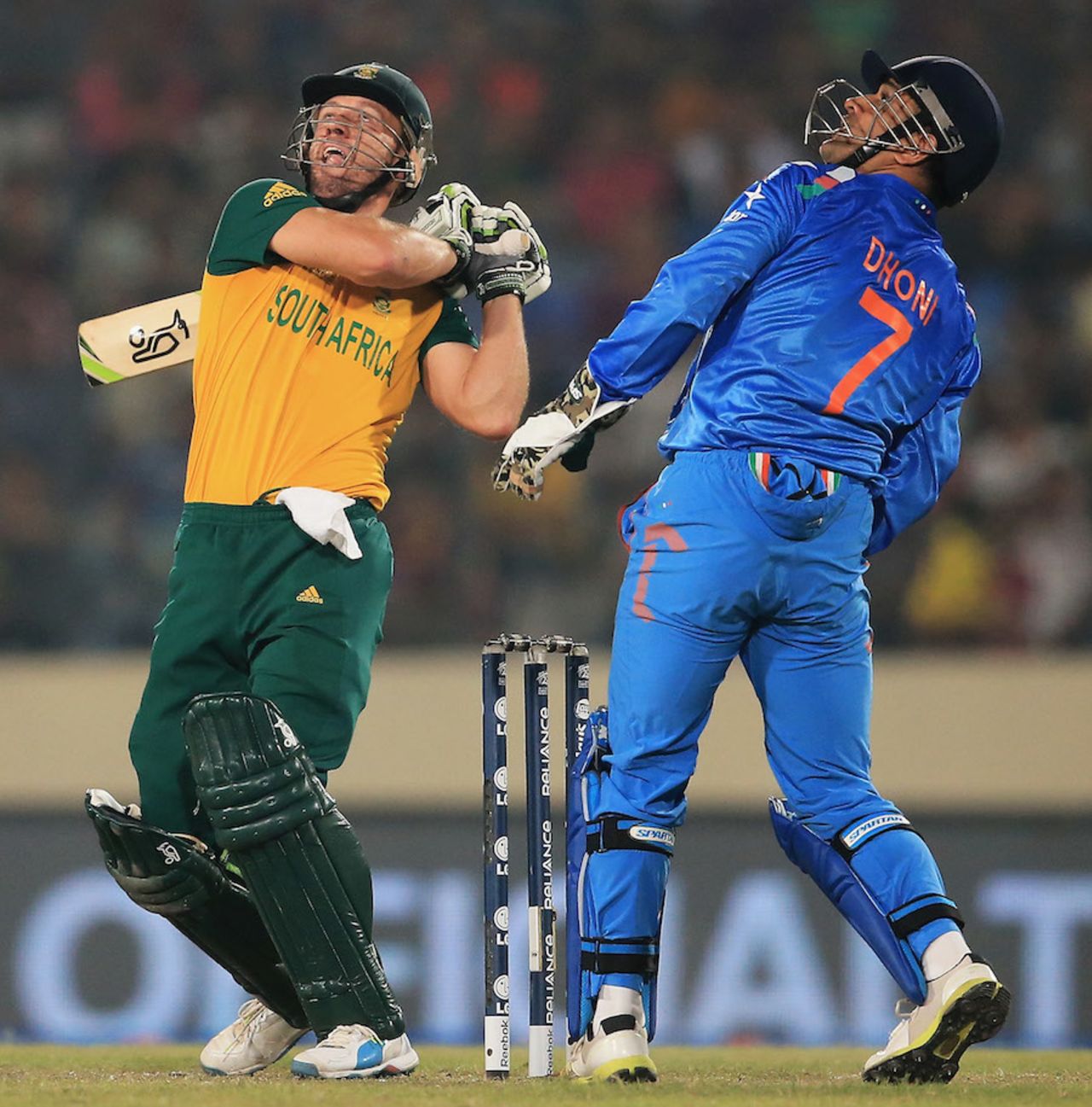 AB de Villiers top-edged a pull and was caught at the boundary, India v South Africa, World T20, semi-final, Mirpur, April 4, 2014