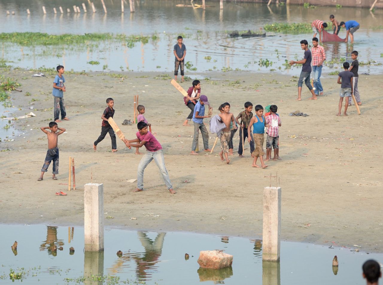 No cricket at the World T20 today, but plenty around Dhaka, April 5, 2014